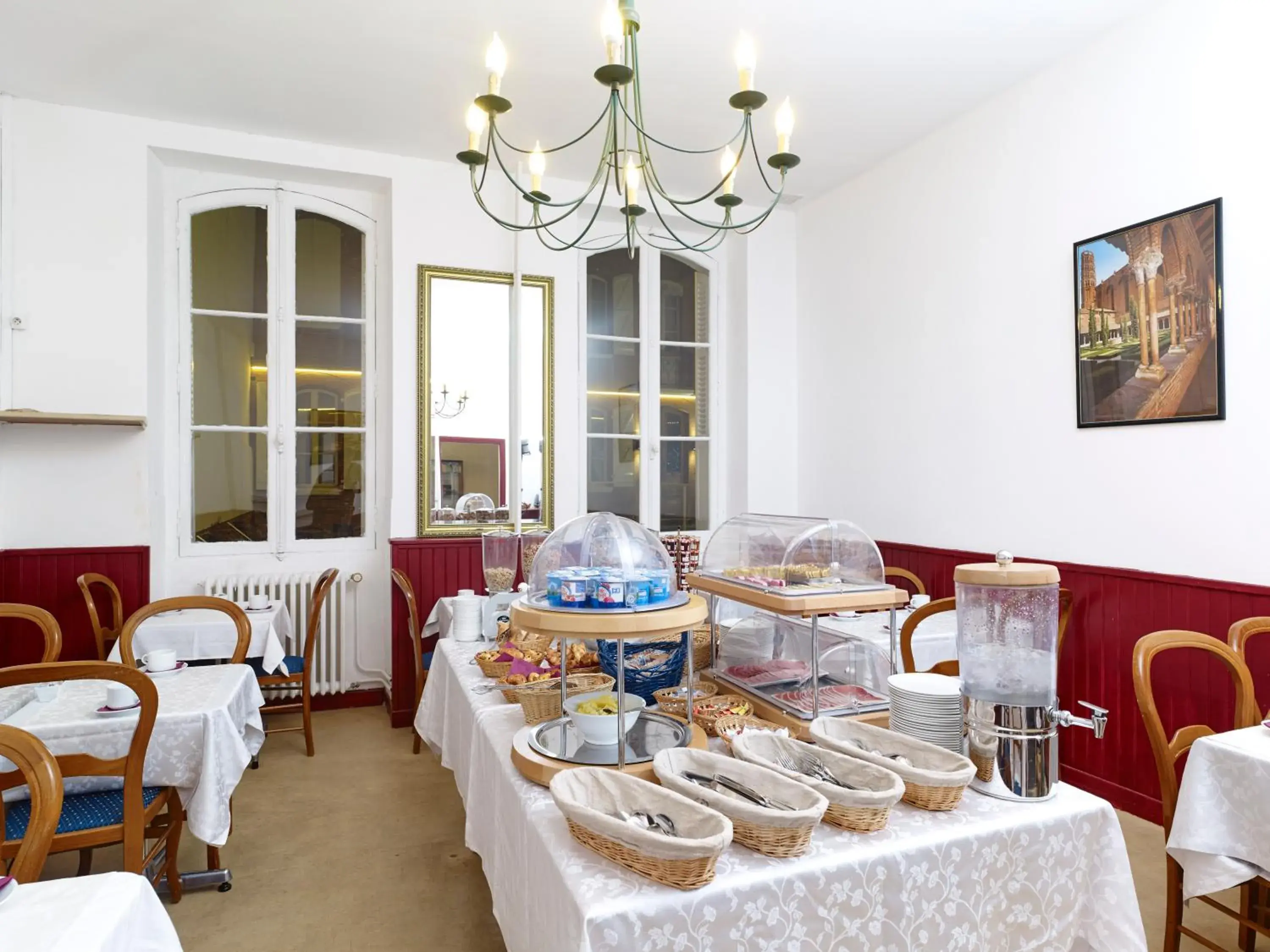 Breakfast, Restaurant/Places to Eat in Hôtel Riquet Resort & Spa