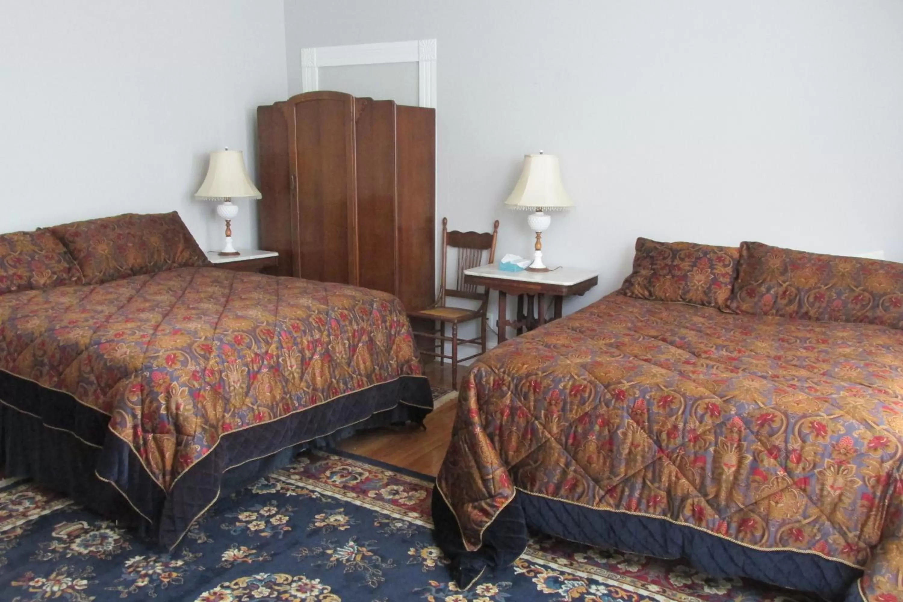 Bed in Paducah 1895 Washington Hotel