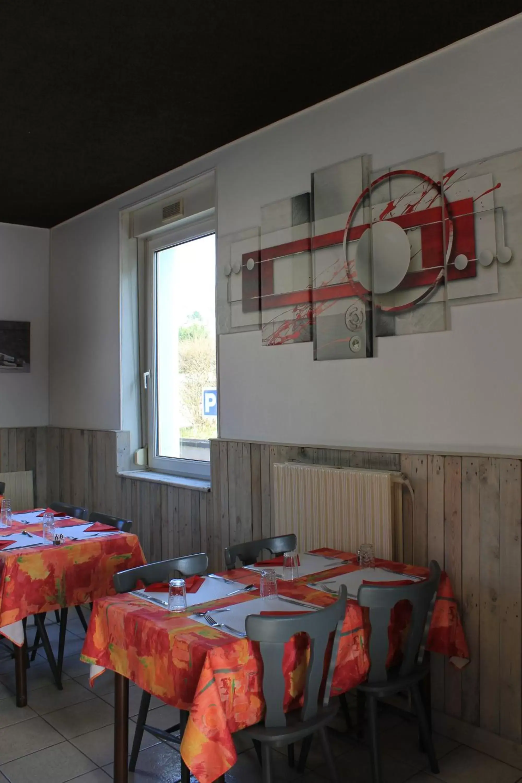 Restaurant/Places to Eat in L Etoile d'Argent