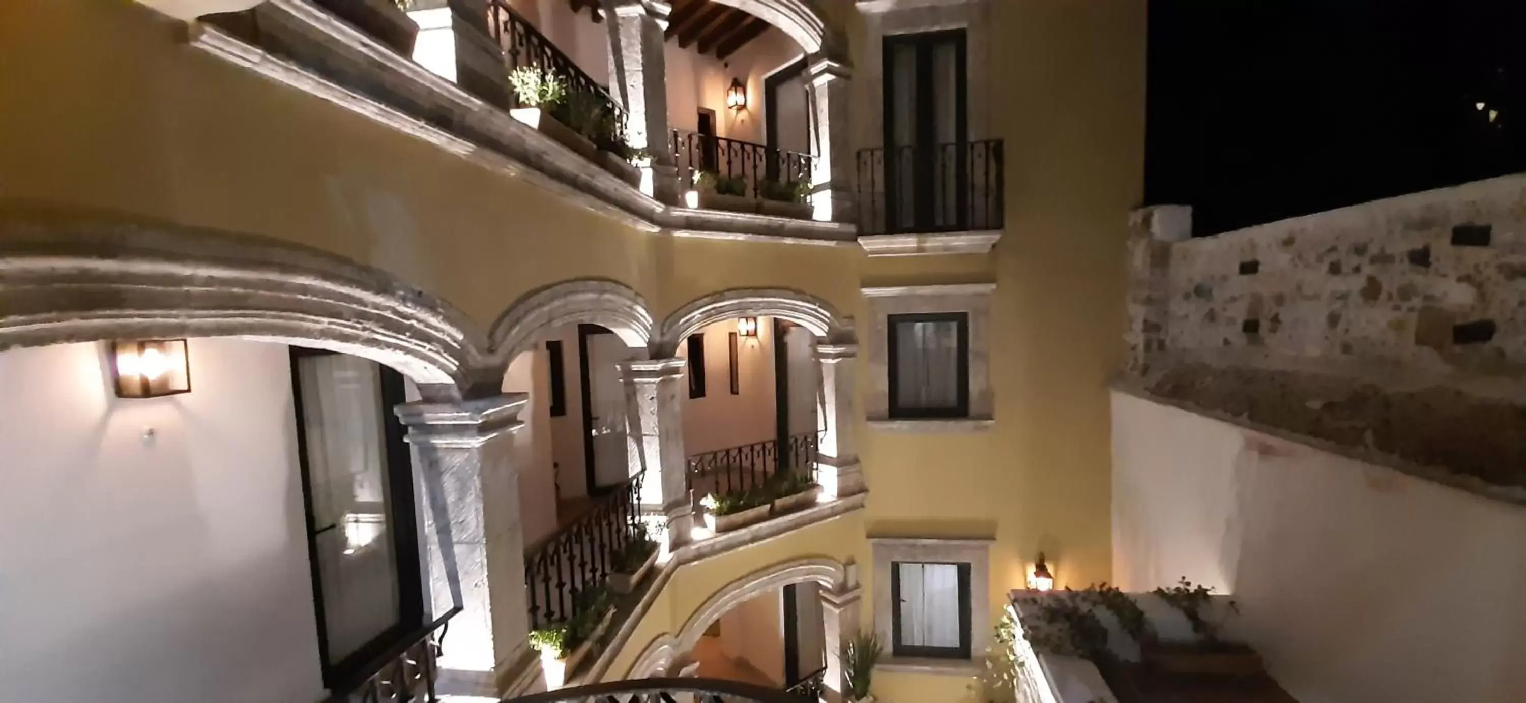 Property building, Balcony/Terrace in The Essentia Hotel San Miguel