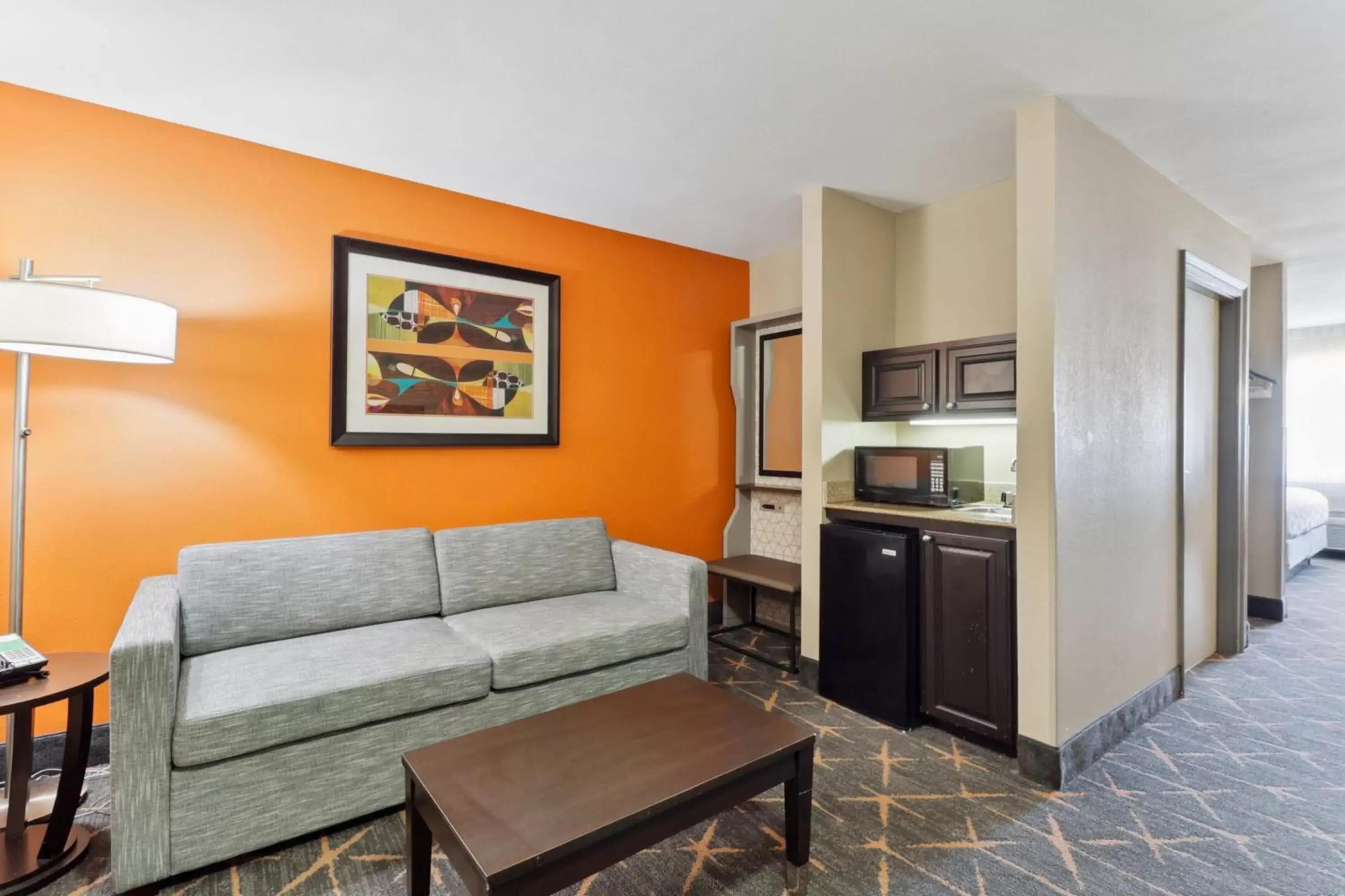 Photo of the whole room, Seating Area in Holiday Inn Hotel & Suites Slidell, an IHG Hotel