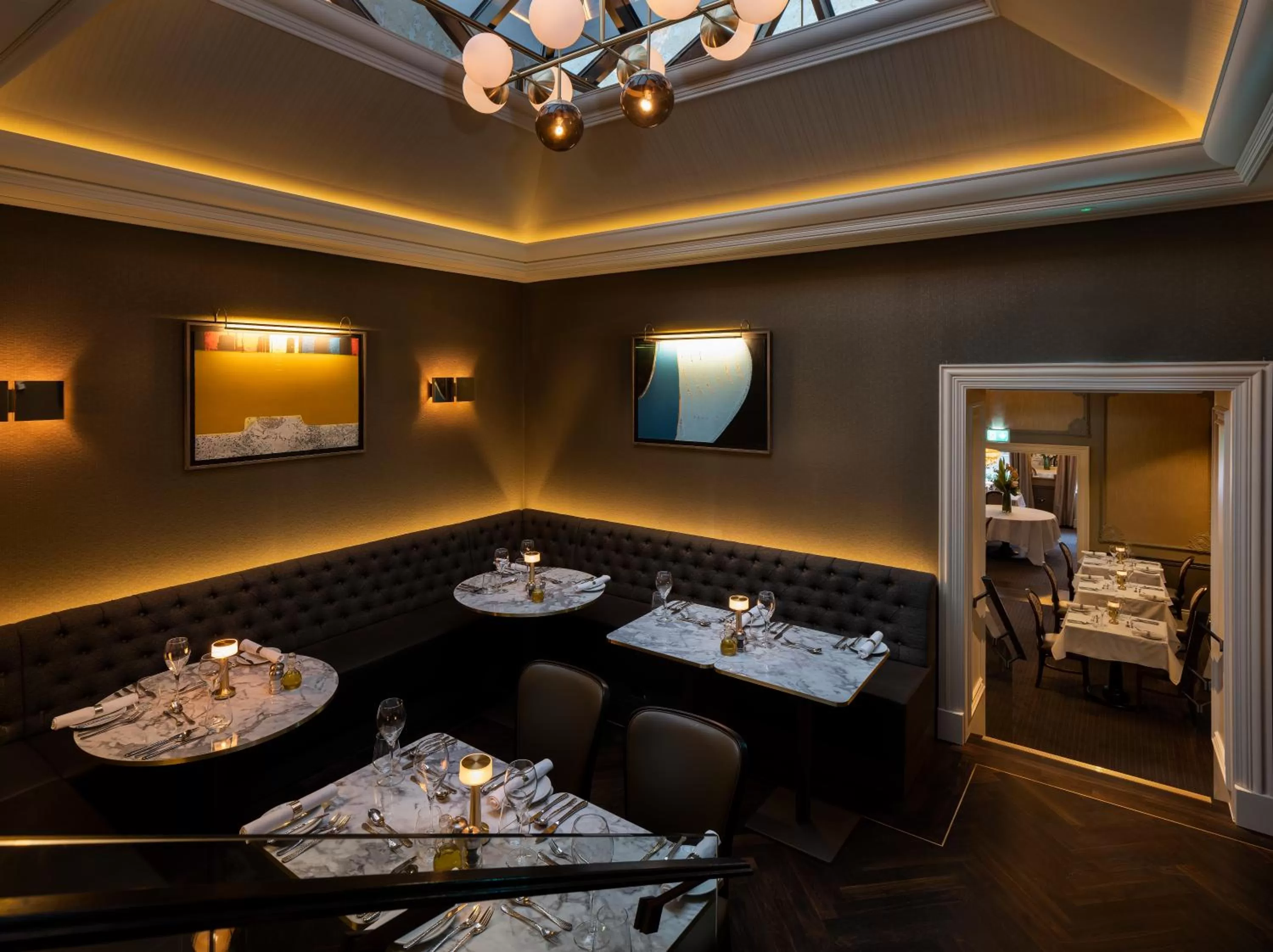 Restaurant/places to eat in Cassidys Hotel