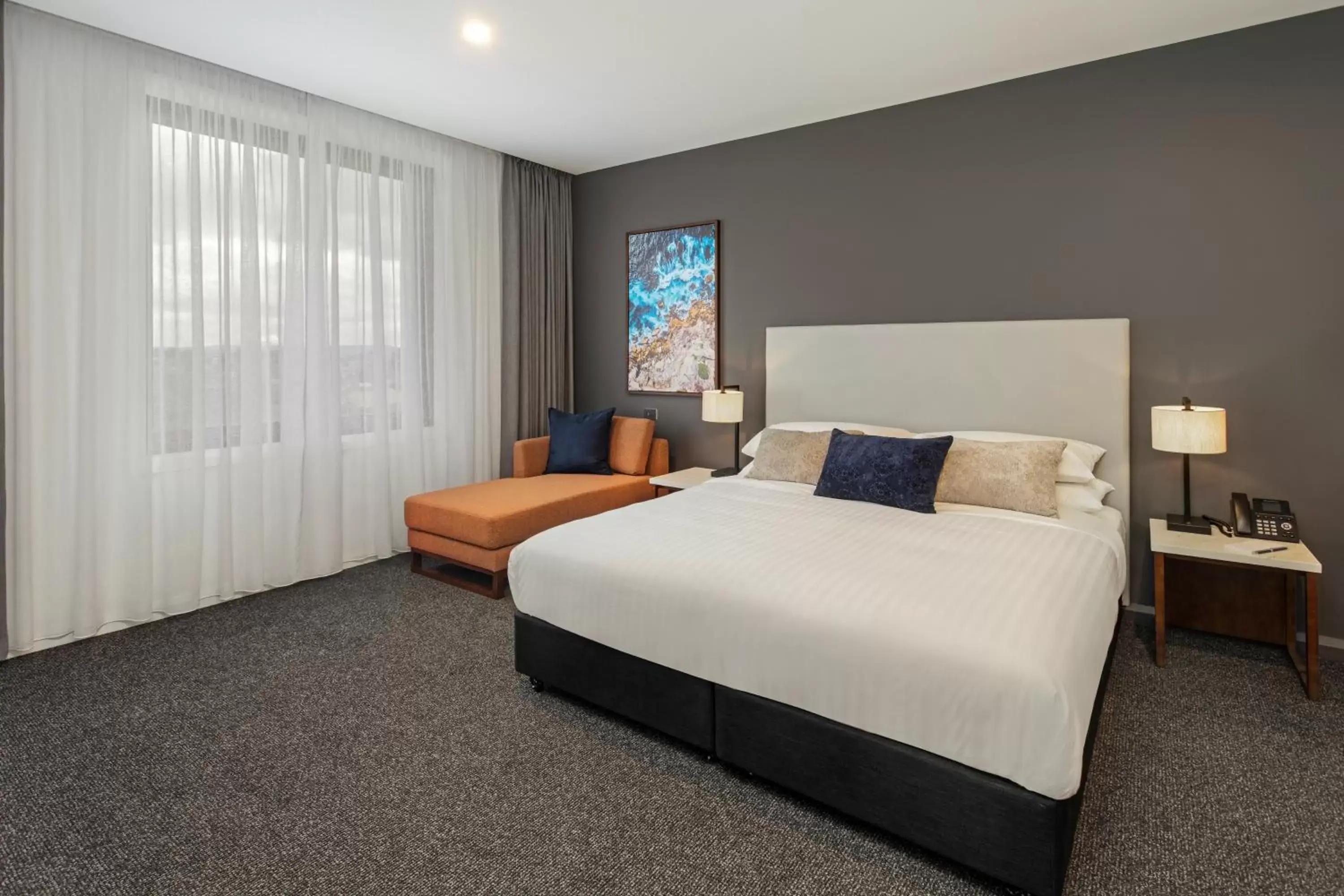 Bedroom, Bed in Mantra Traralgon Bedroom, Bed in Mantra Traralgon