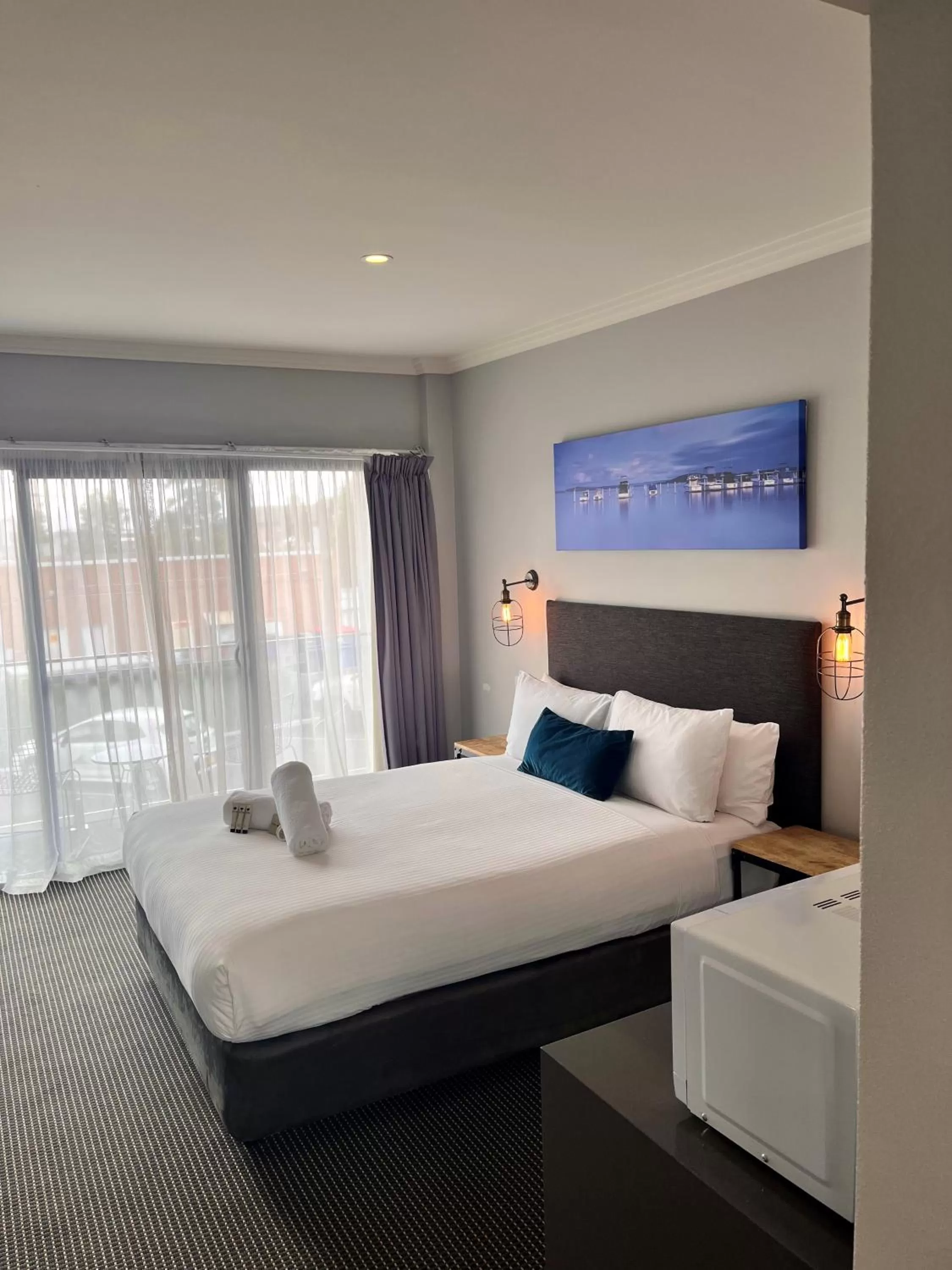 Bed in Merewether Motel