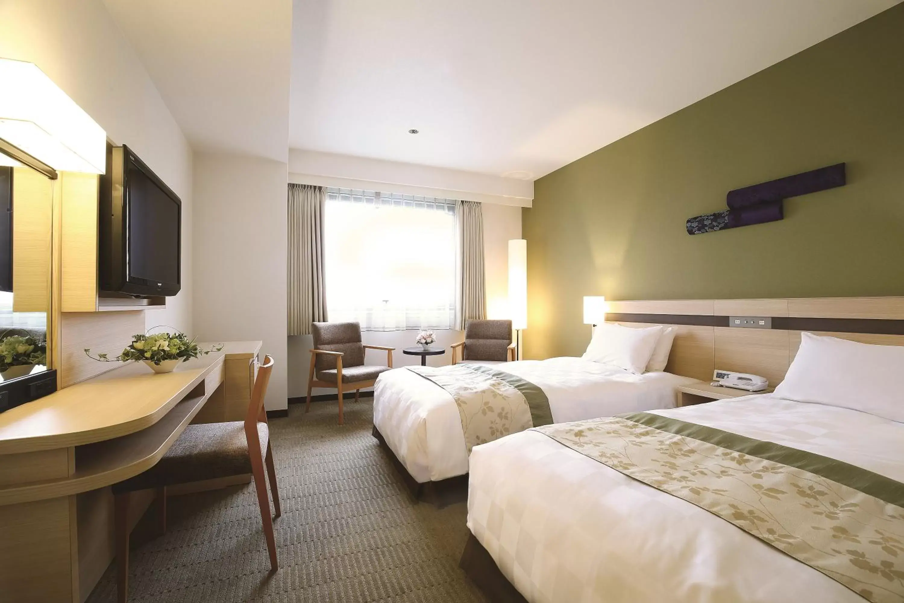 Photo of the whole room, Bed in Karasuma Kyoto Hotel