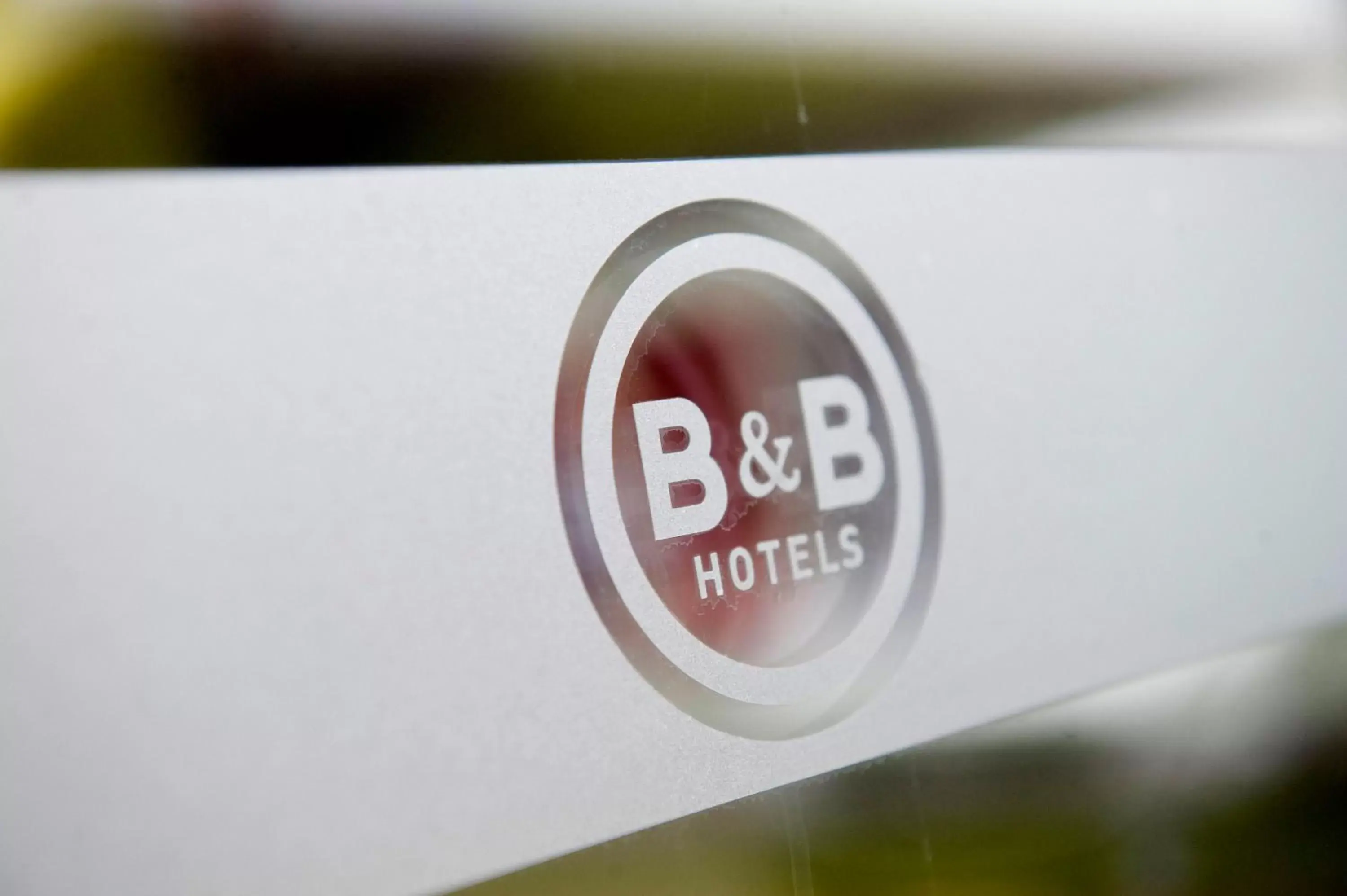 Property logo or sign in B&B HOTEL Lille Tourcoing Centre