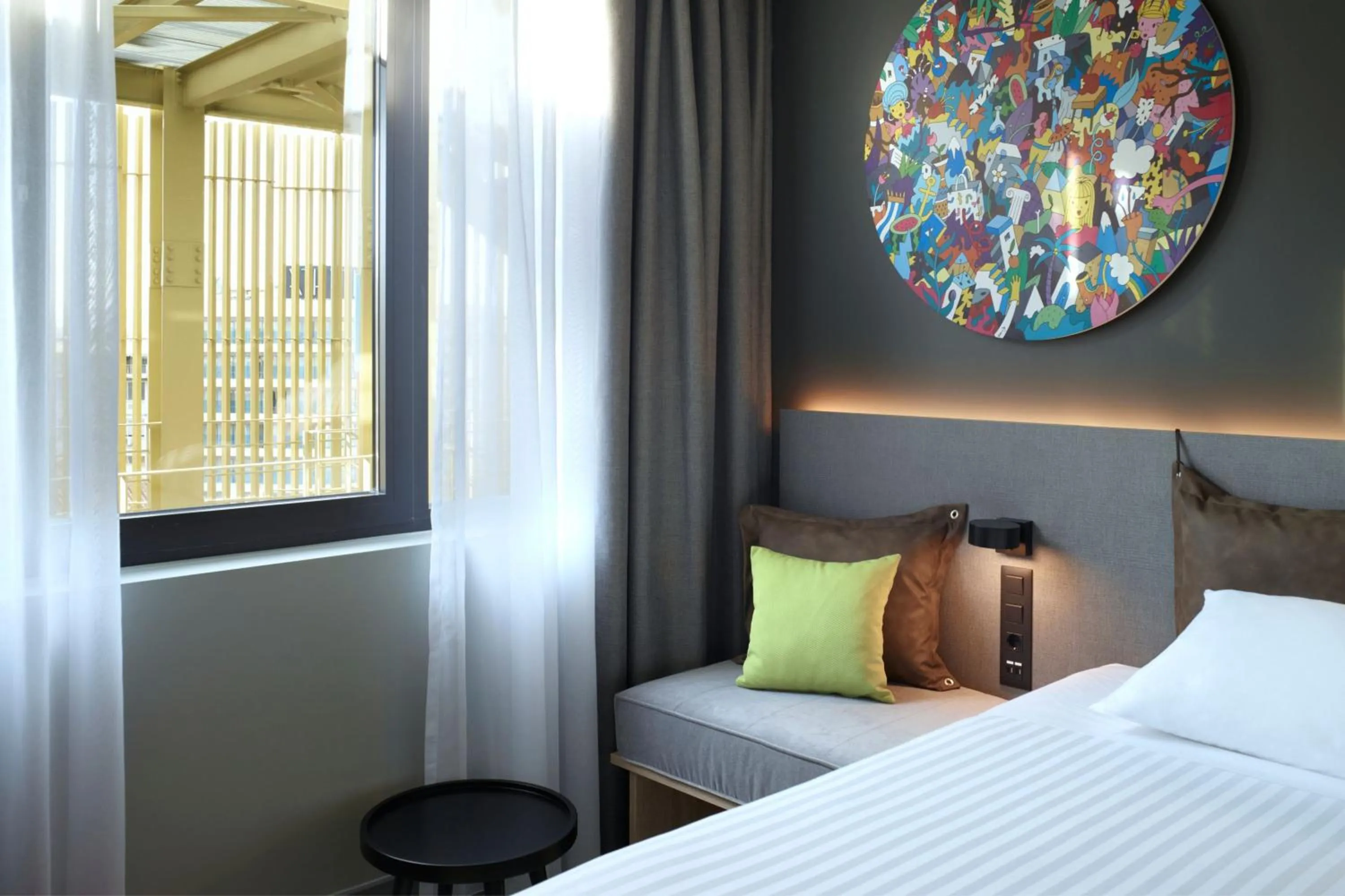 Photo of the whole room, Bed in Moxy Athens City