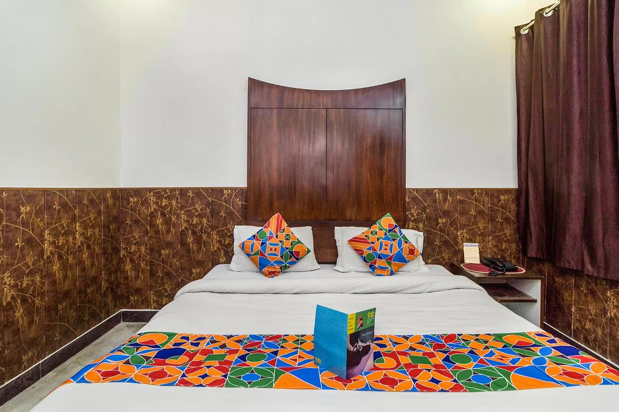 Bedroom, Bed in FabHotel Jindal Palace