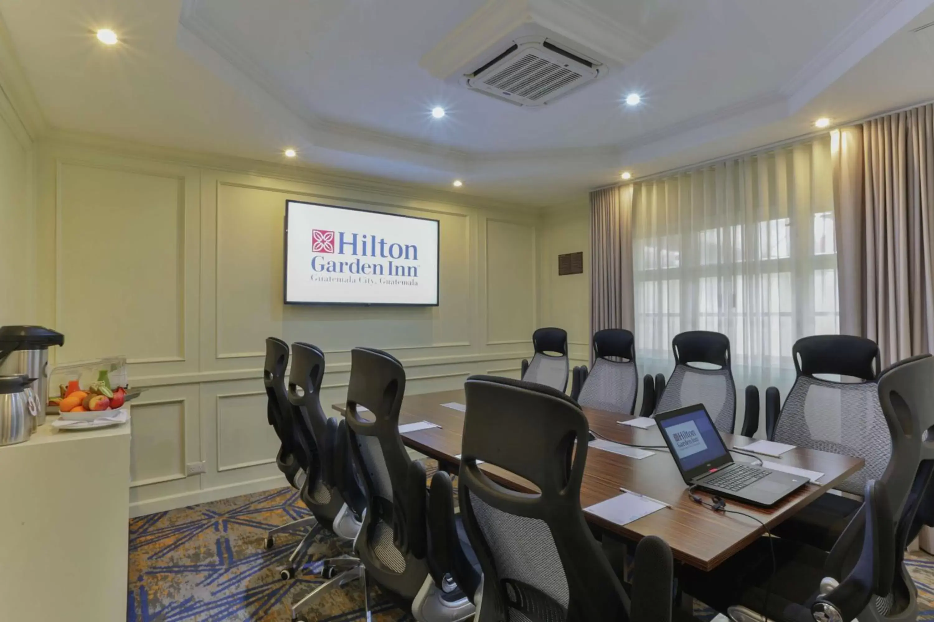 Meeting/conference room, Business Area/Conference Room in Hilton Garden Inn Guatemala City
