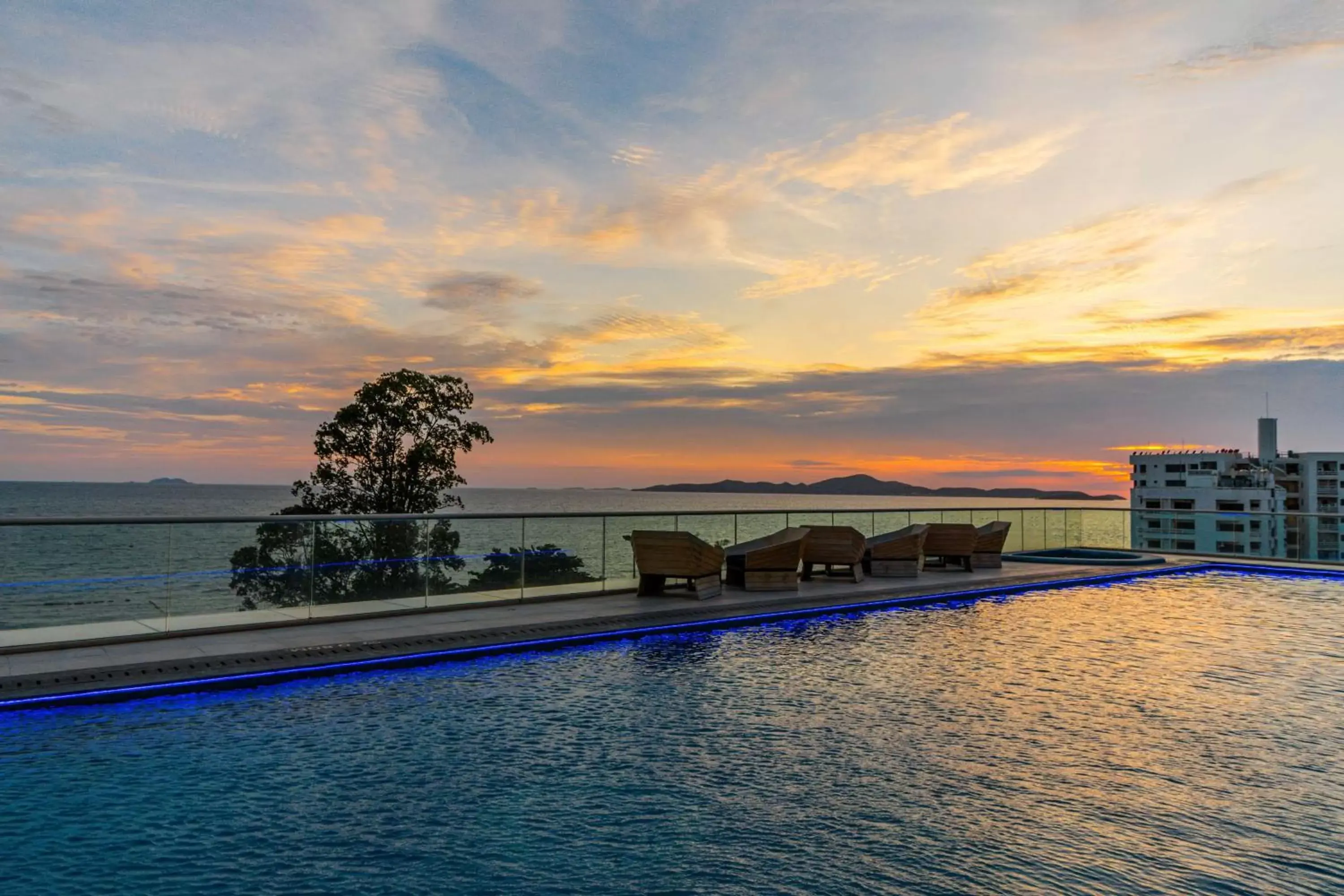 Pool view, Swimming Pool in The Sanctuary Resort Pattaya, BW Signature Collection