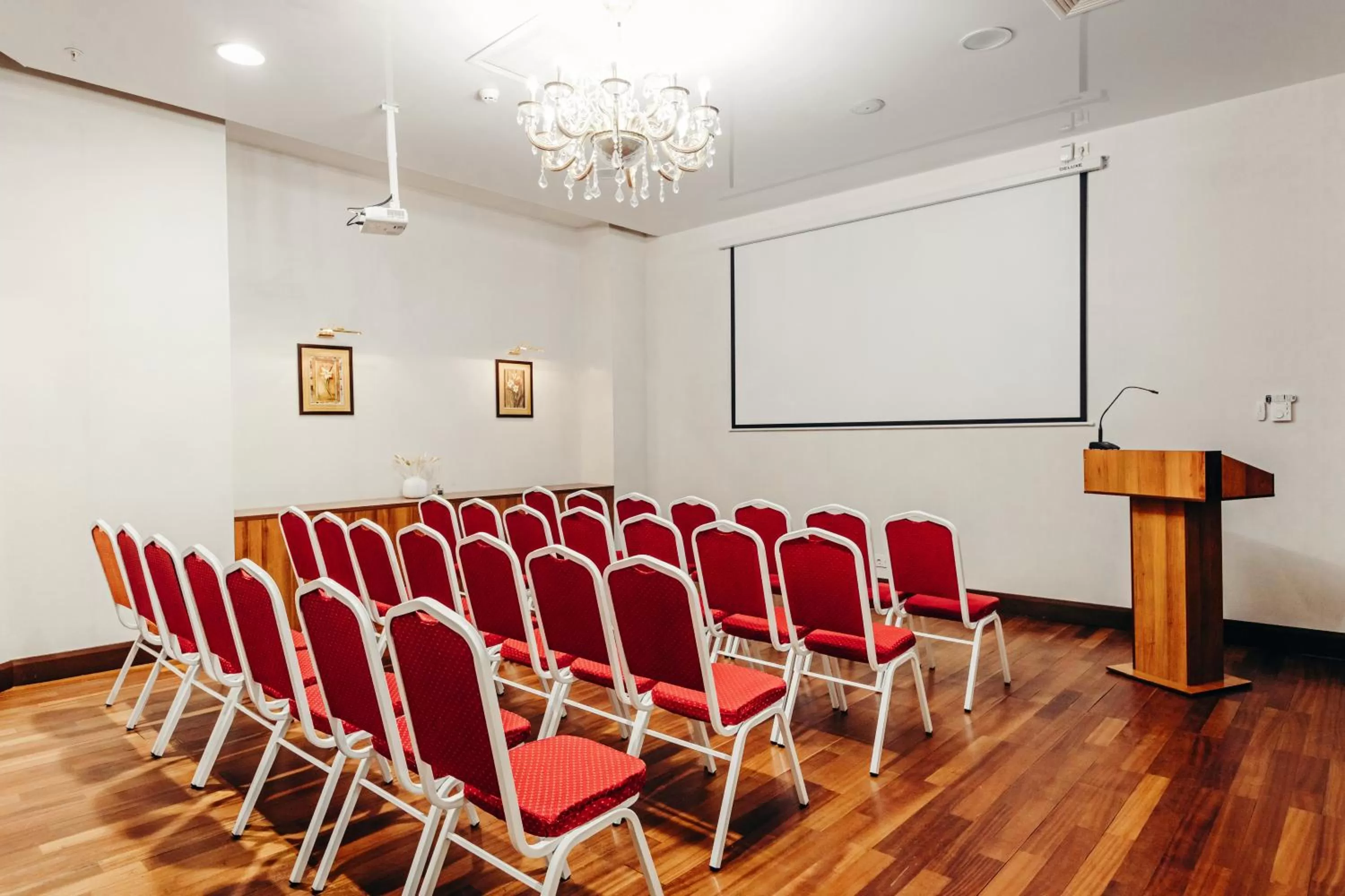 Meeting/conference room in Dedeman Oskemen Hotel