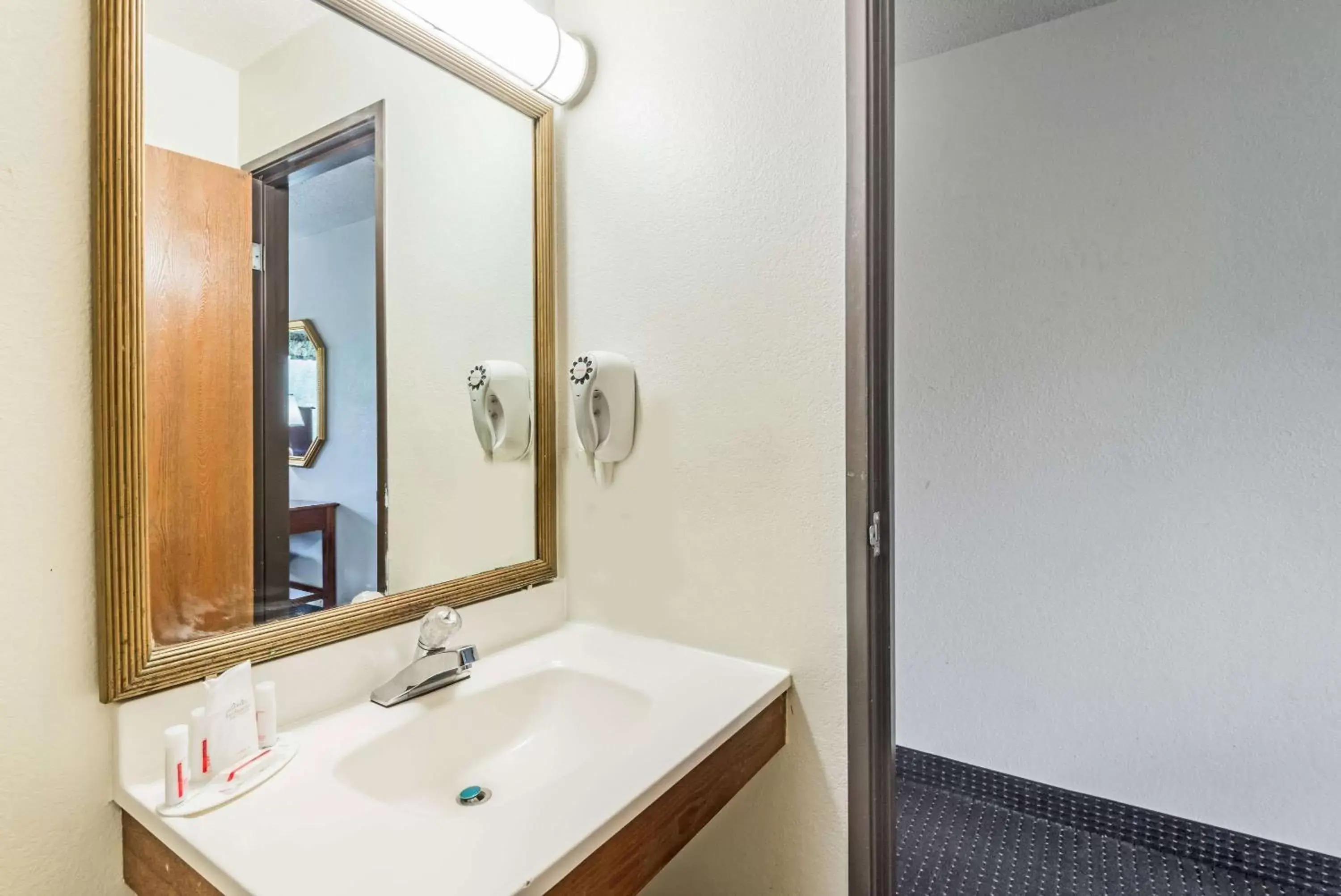 Bathroom in Super 8 by Wyndham Hartford