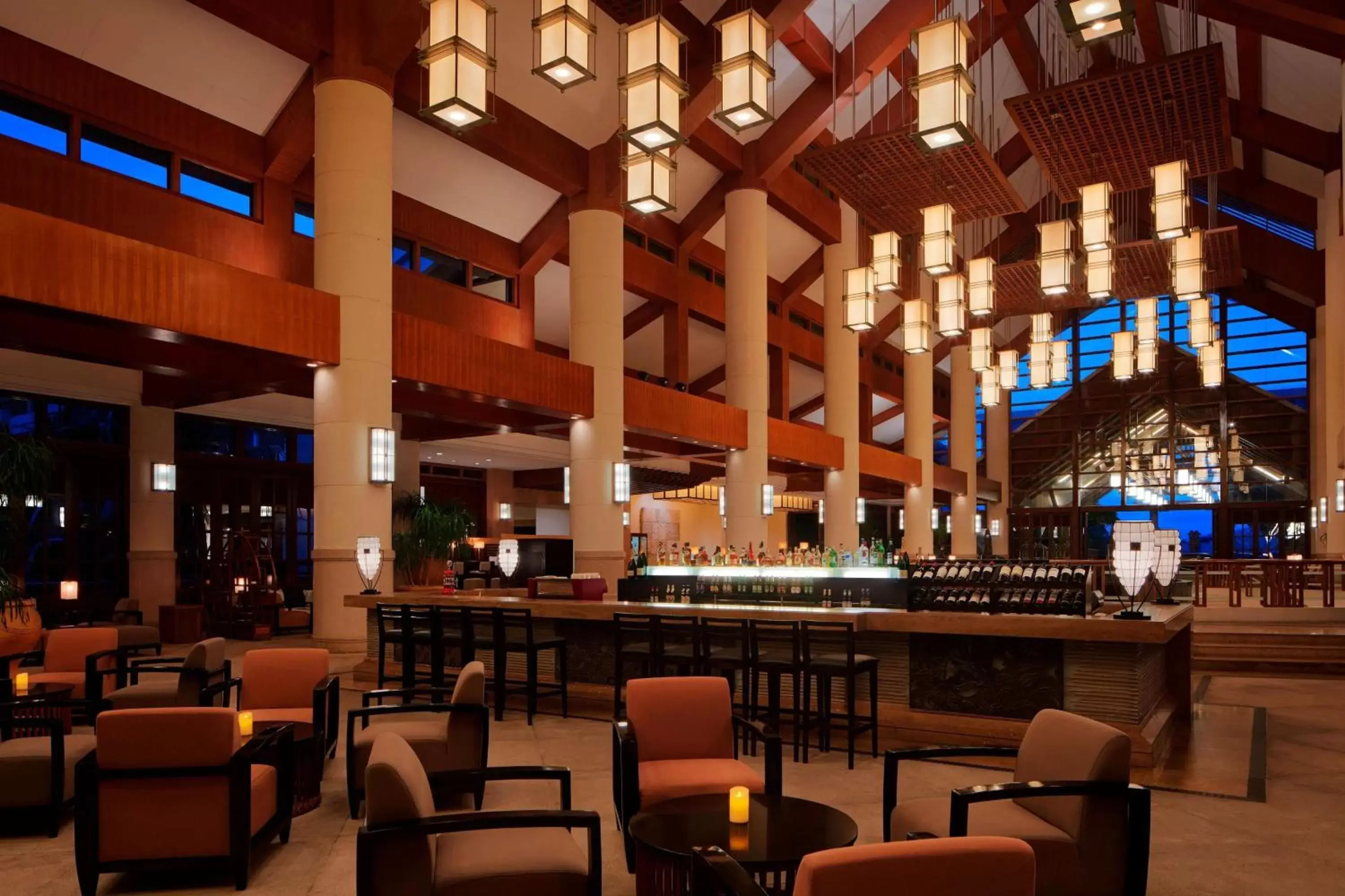 Lobby or reception, Restaurant/Places to Eat in Sheraton Sanya Yalong Bay Resort