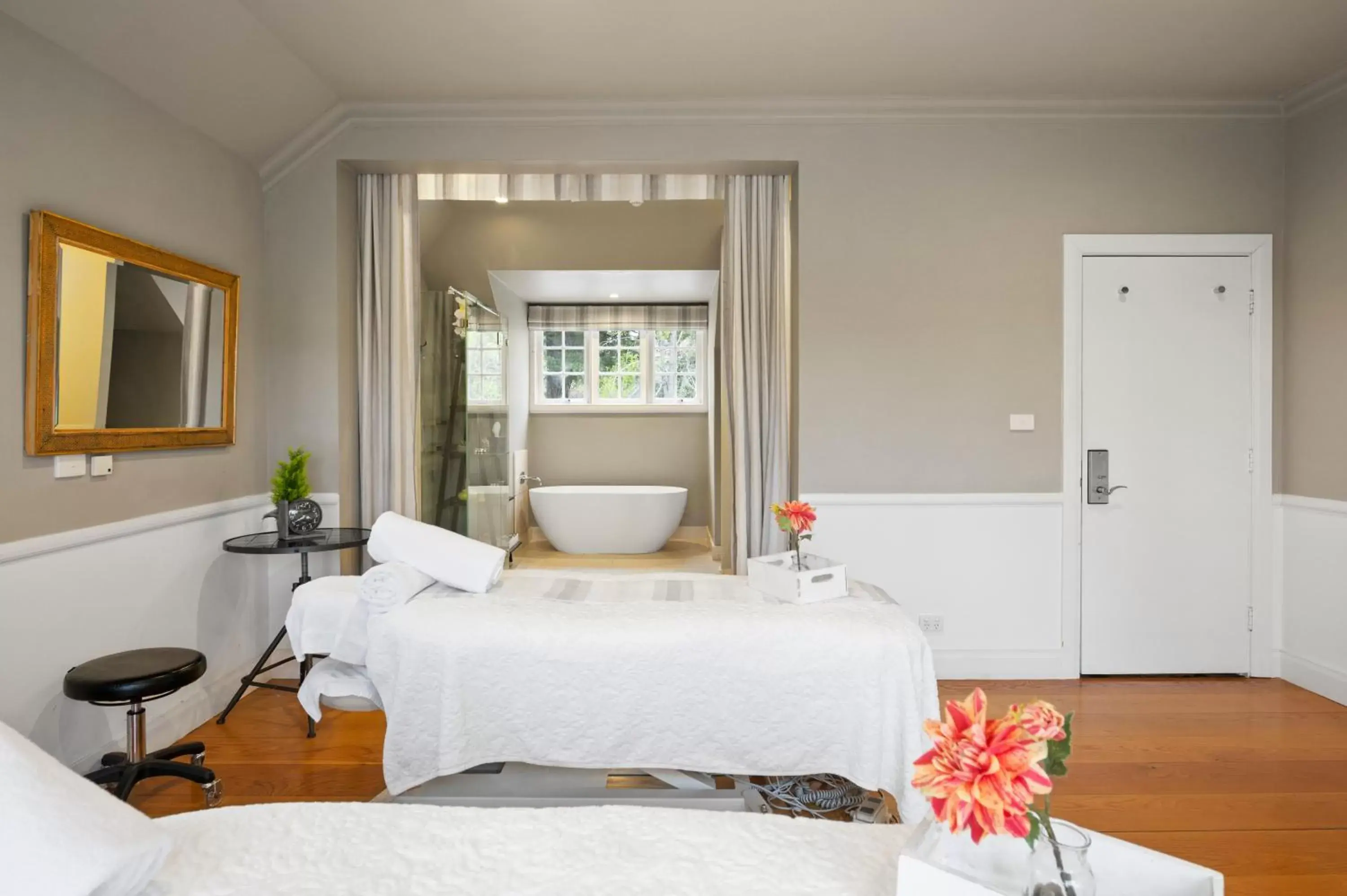 Spa and wellness centre/facilities, Bed in Parklands Country Gardens & Lodges Blue Mountains