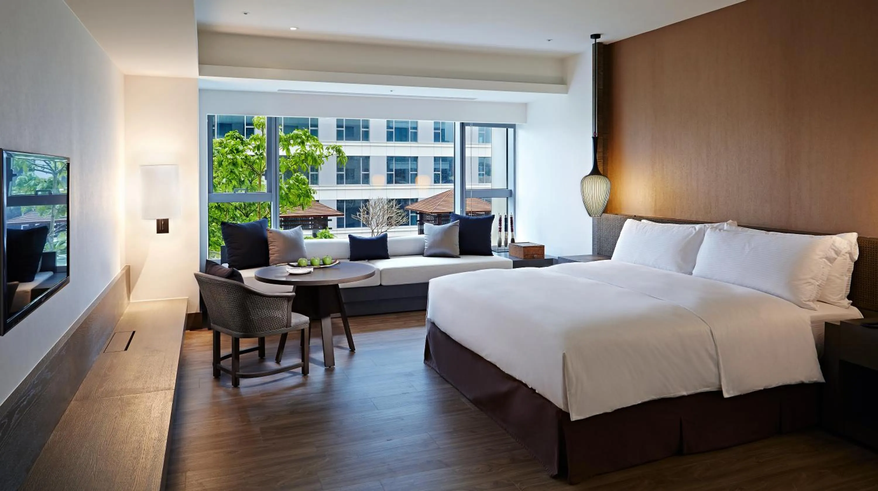 Photo of the whole room, Bed in Silks Place Tainan