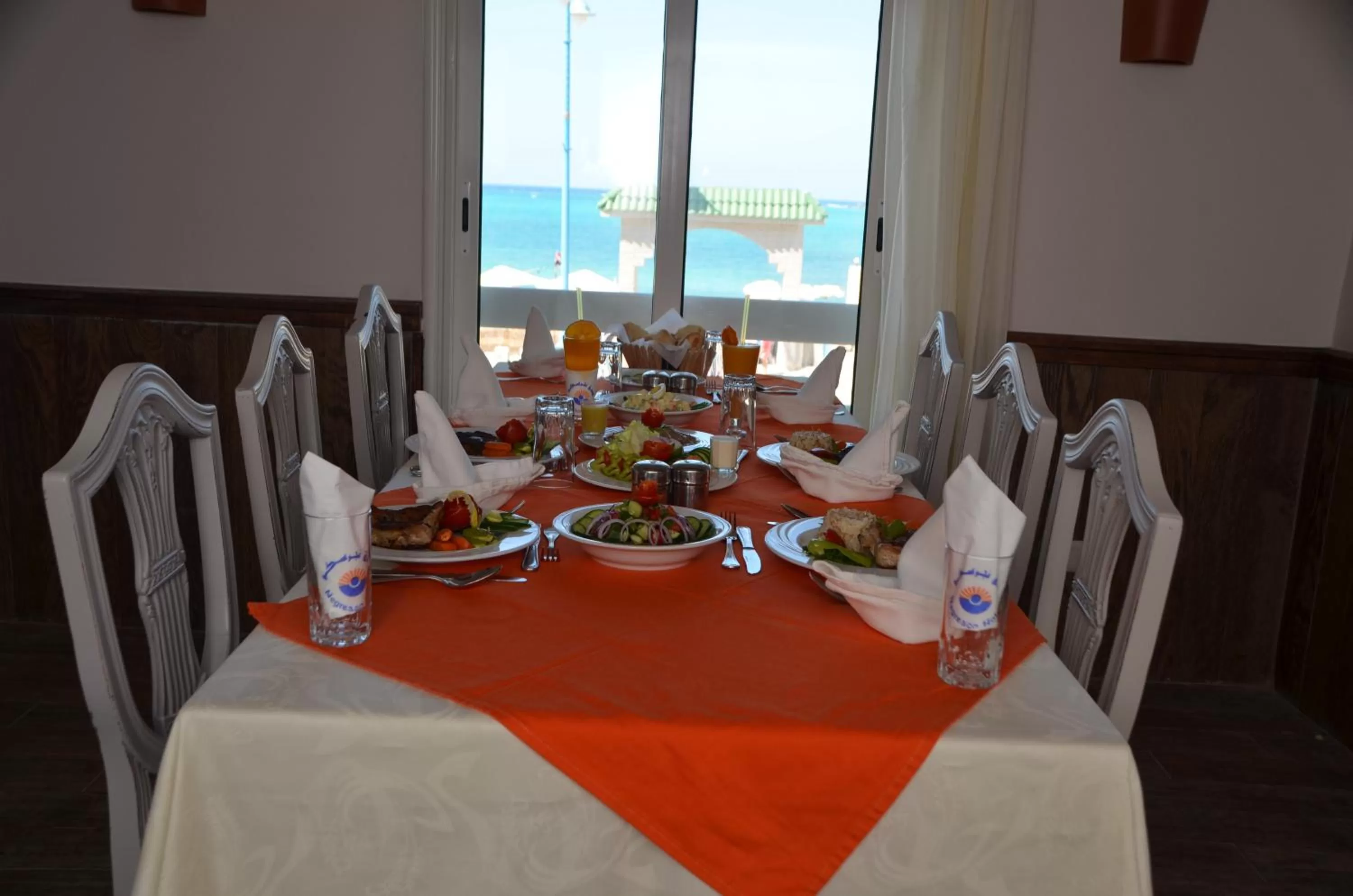 Restaurant/Places to Eat in Negresco Hotel