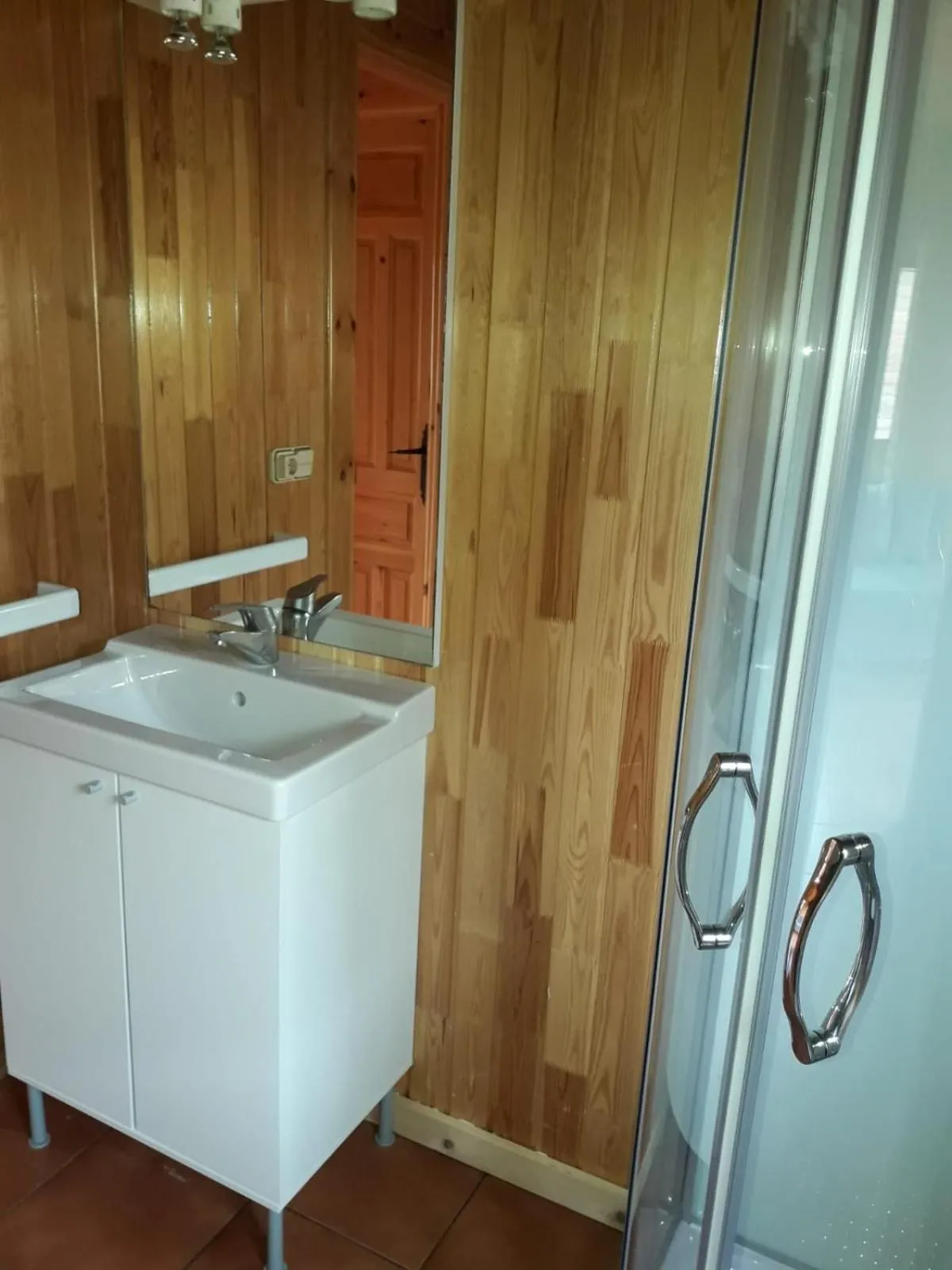 Bathroom in Sabiñanigo Camp & Hotel