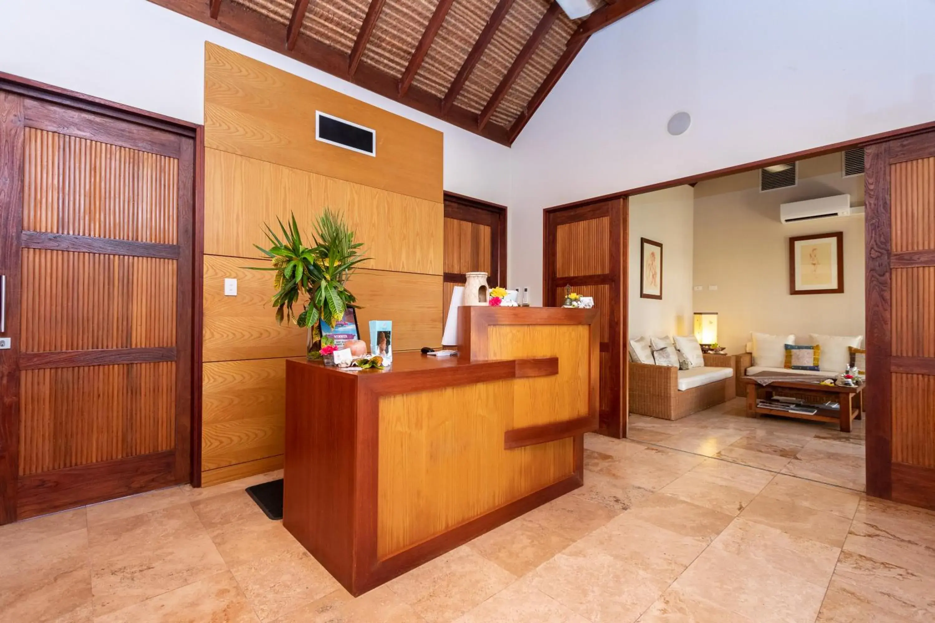 Spa and wellness centre/facilities, Lobby/Reception in Bali Hai Resort & Spa