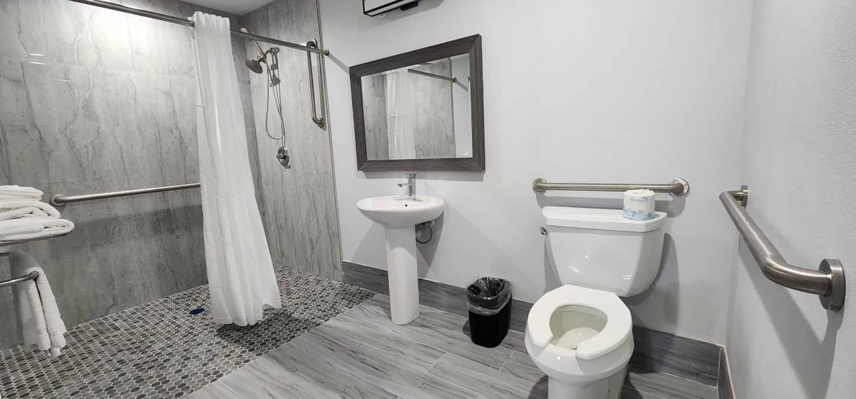 Bathroom in Motel 6 Aransas Pass TX