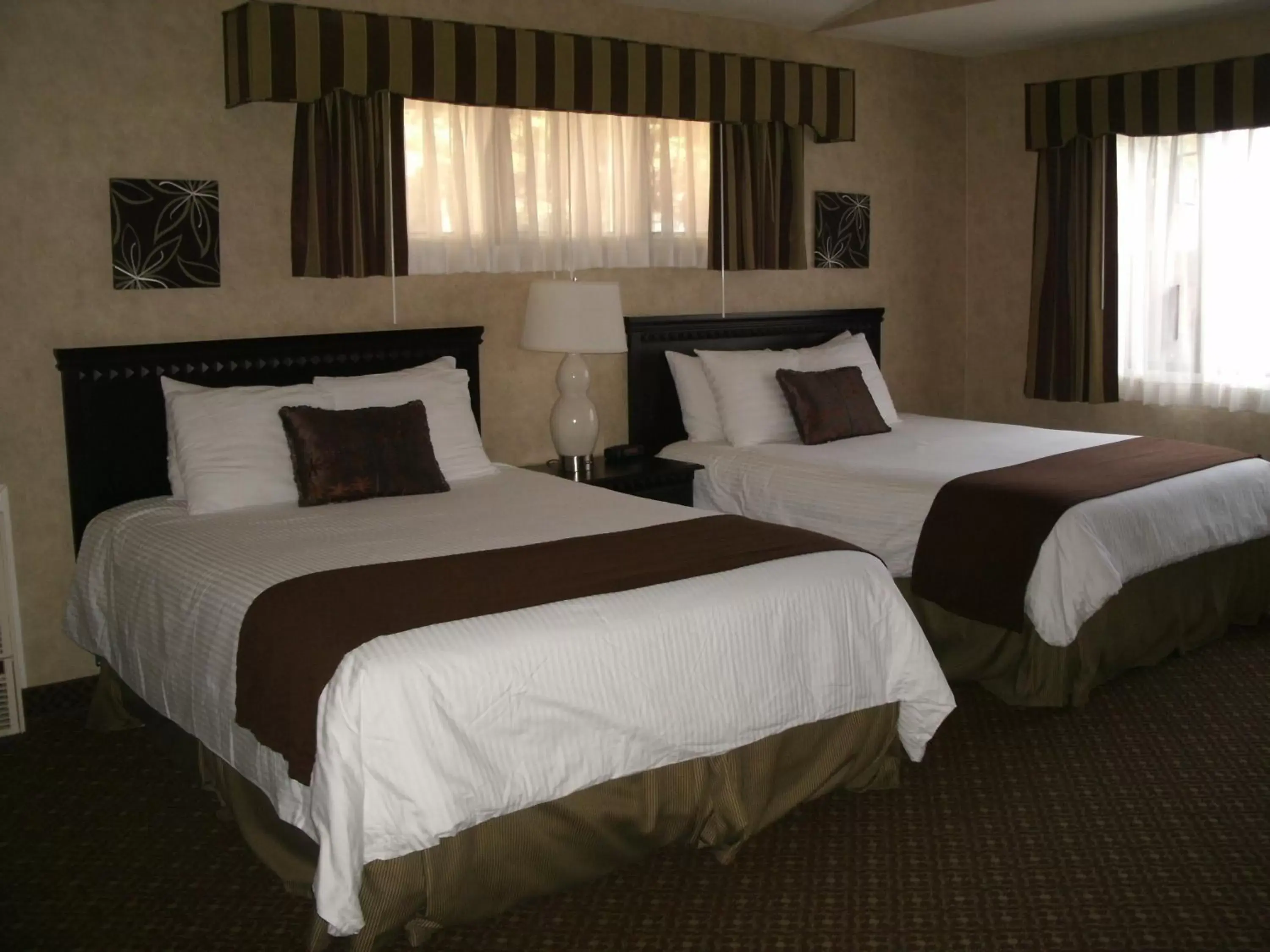 Bed in Rosedale Inn