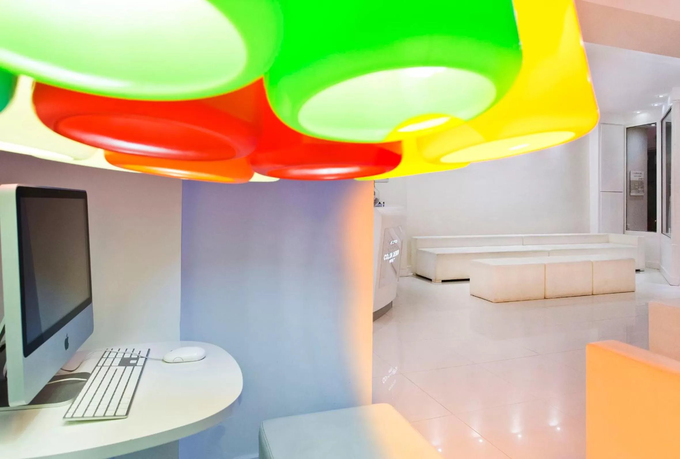 TV and multimedia in Color Design Hotel