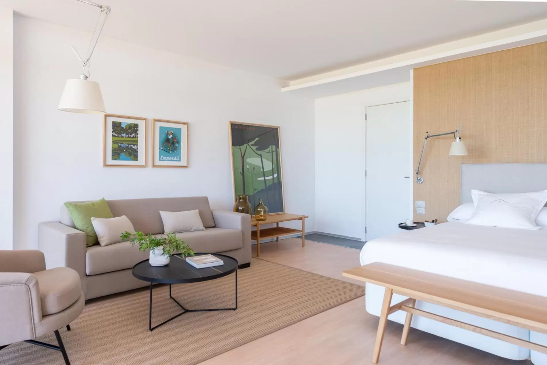 Living room, Bed in Hotel Terraverda at Empordà Golf Resort