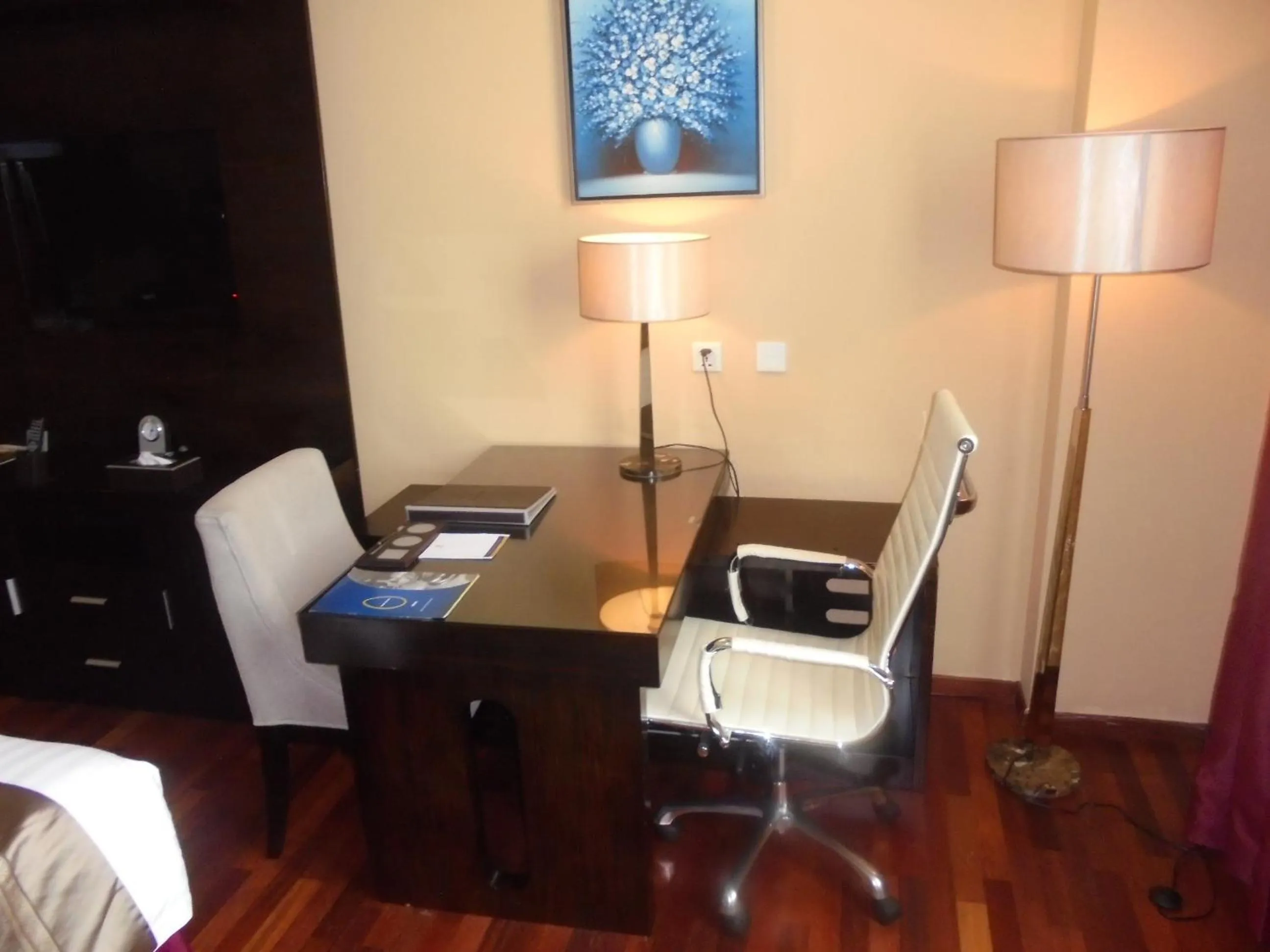 King Extra Room in Saro Maria Hotel