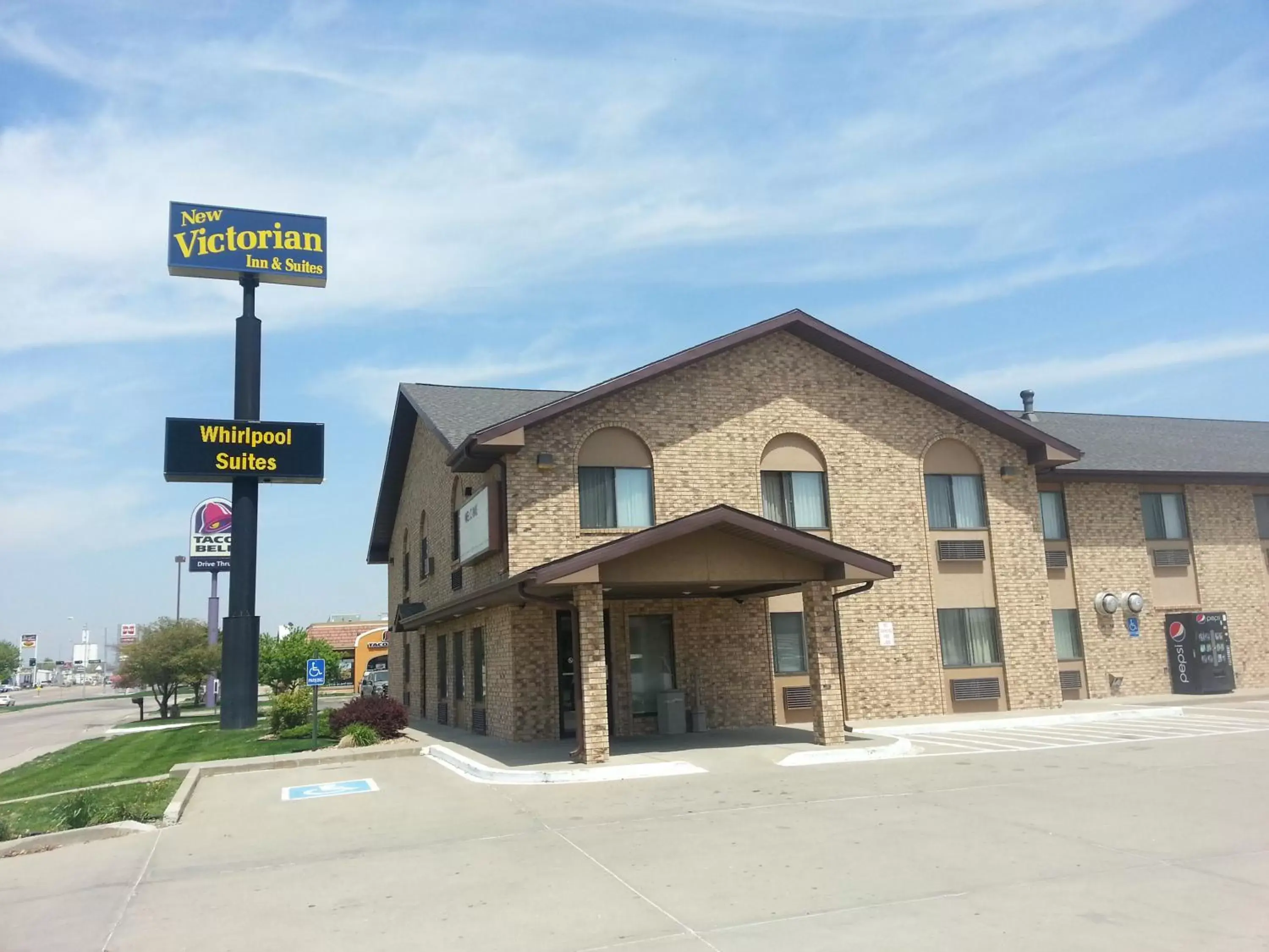 Nearby landmark, Property Building in New Victorian Inn & Suites Kearney