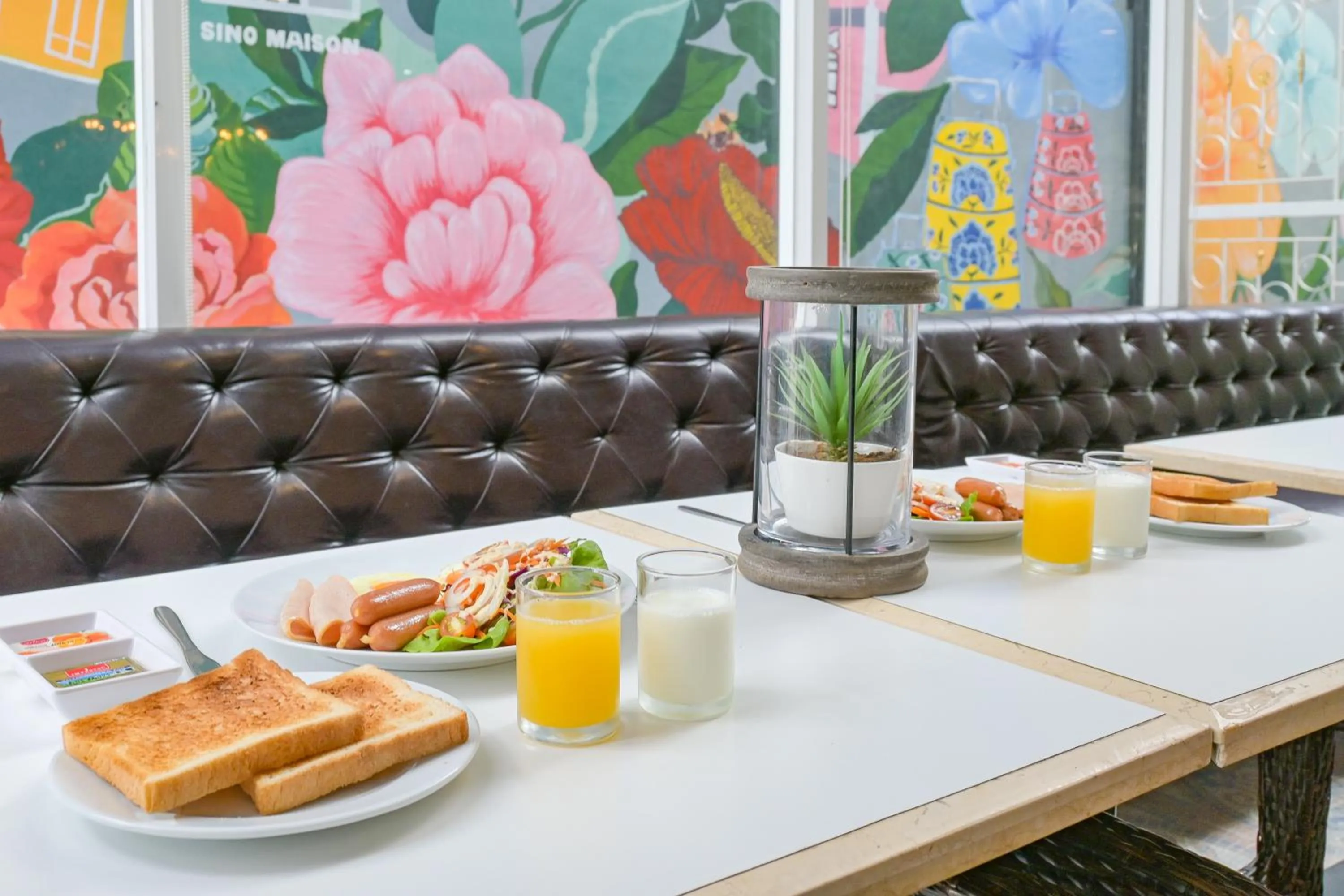 Food and drinks in Sino Maison