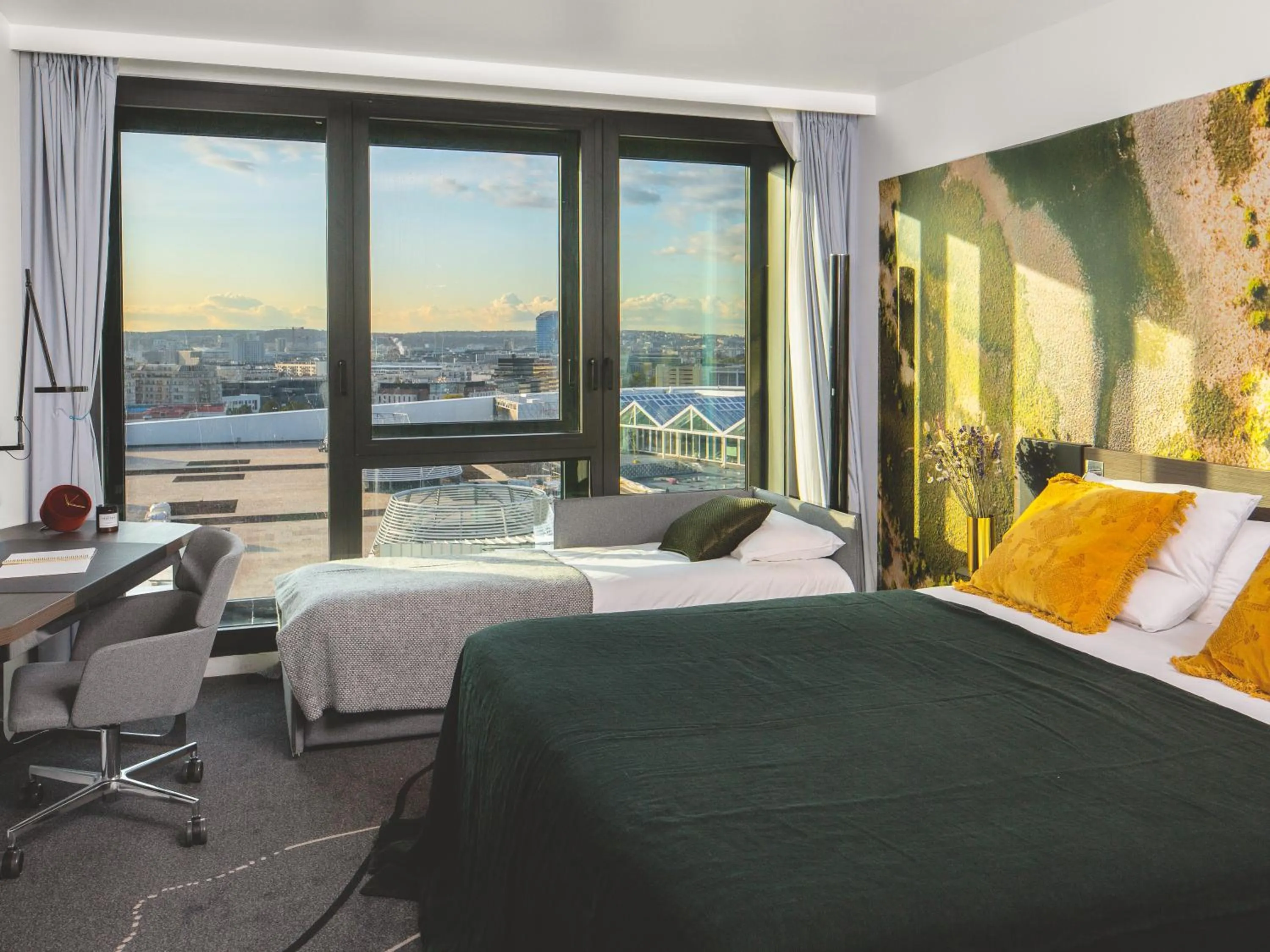 Bed in Novotel Paris Porte Versailles