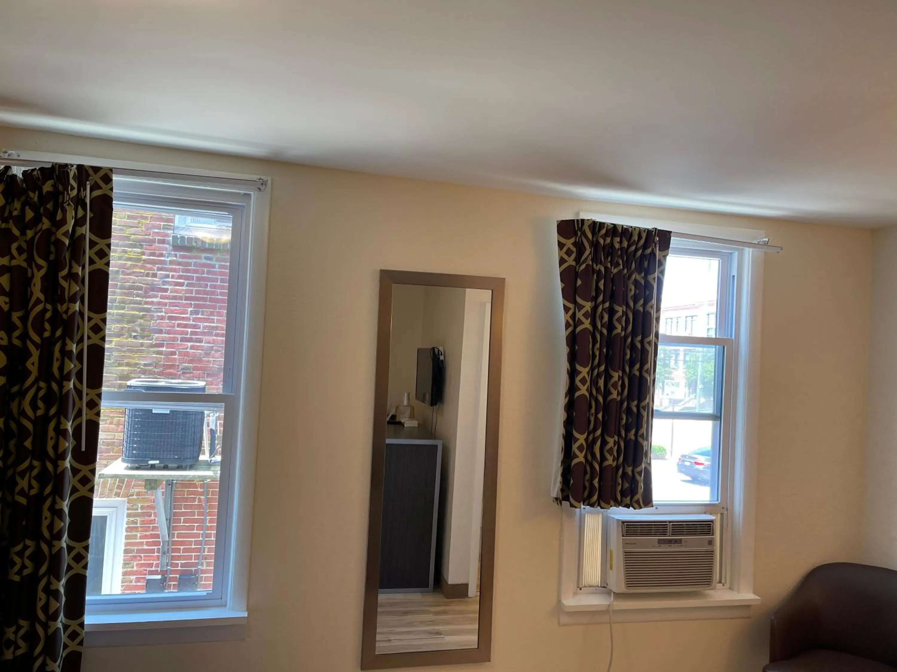 Wildwood Inn Hotel Beach & Boardwalk