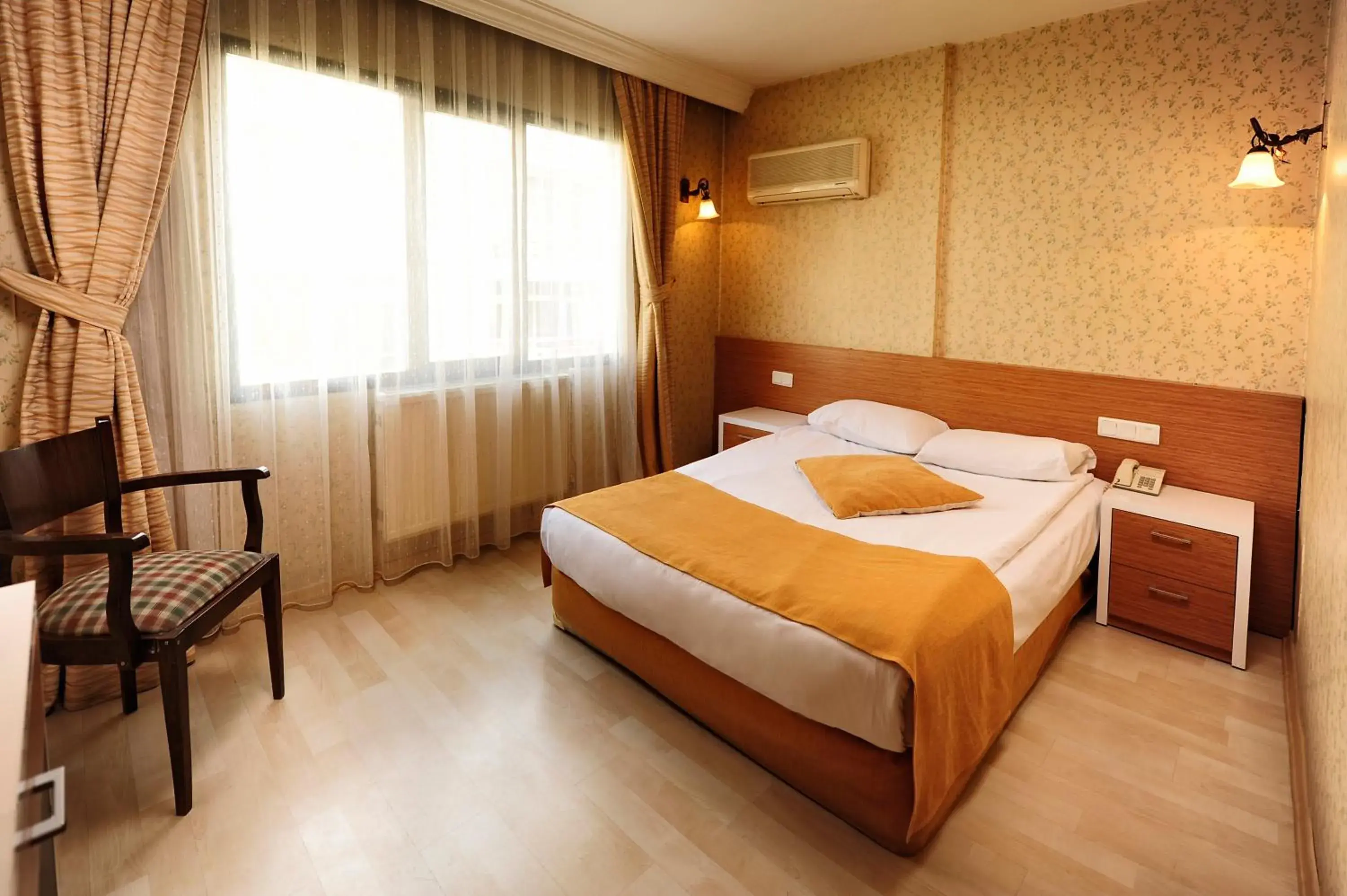 Bedroom, Bed in Ustun Hotel Alsancak