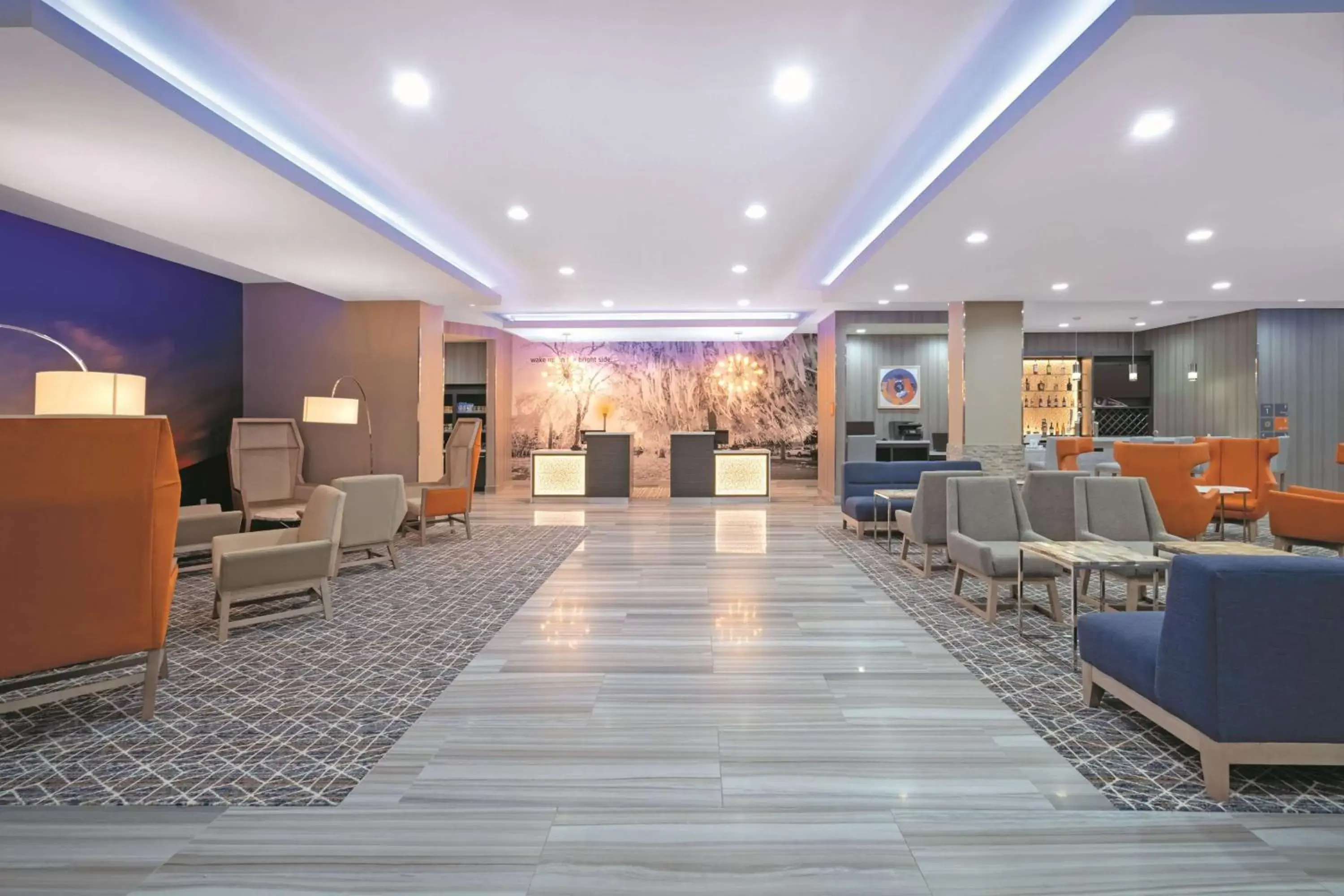 Lobby or reception in La Quinta by Wyndham Opelika Auburn