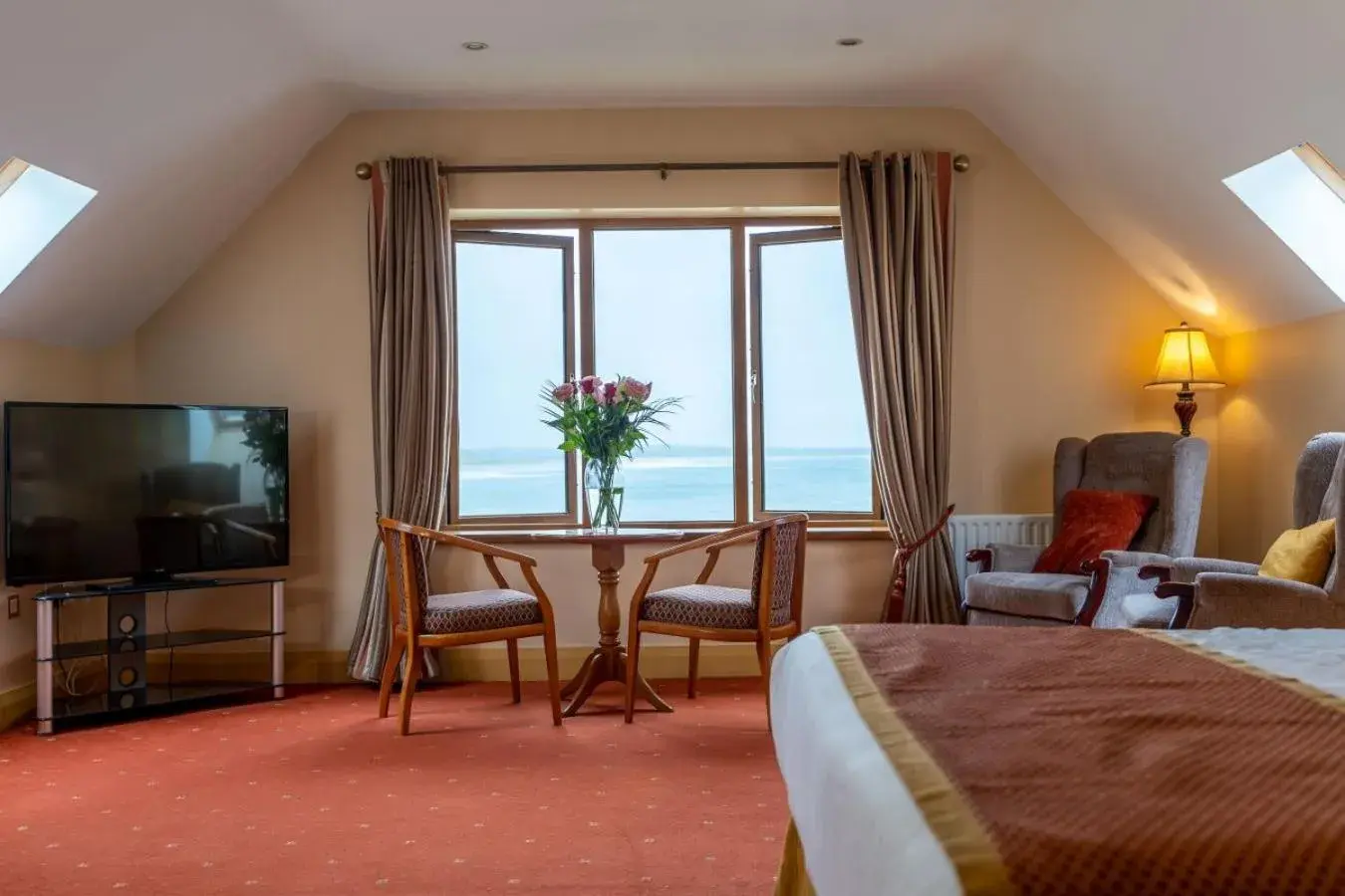 Bedroom, TV/Entertainment Center in Waterfront House