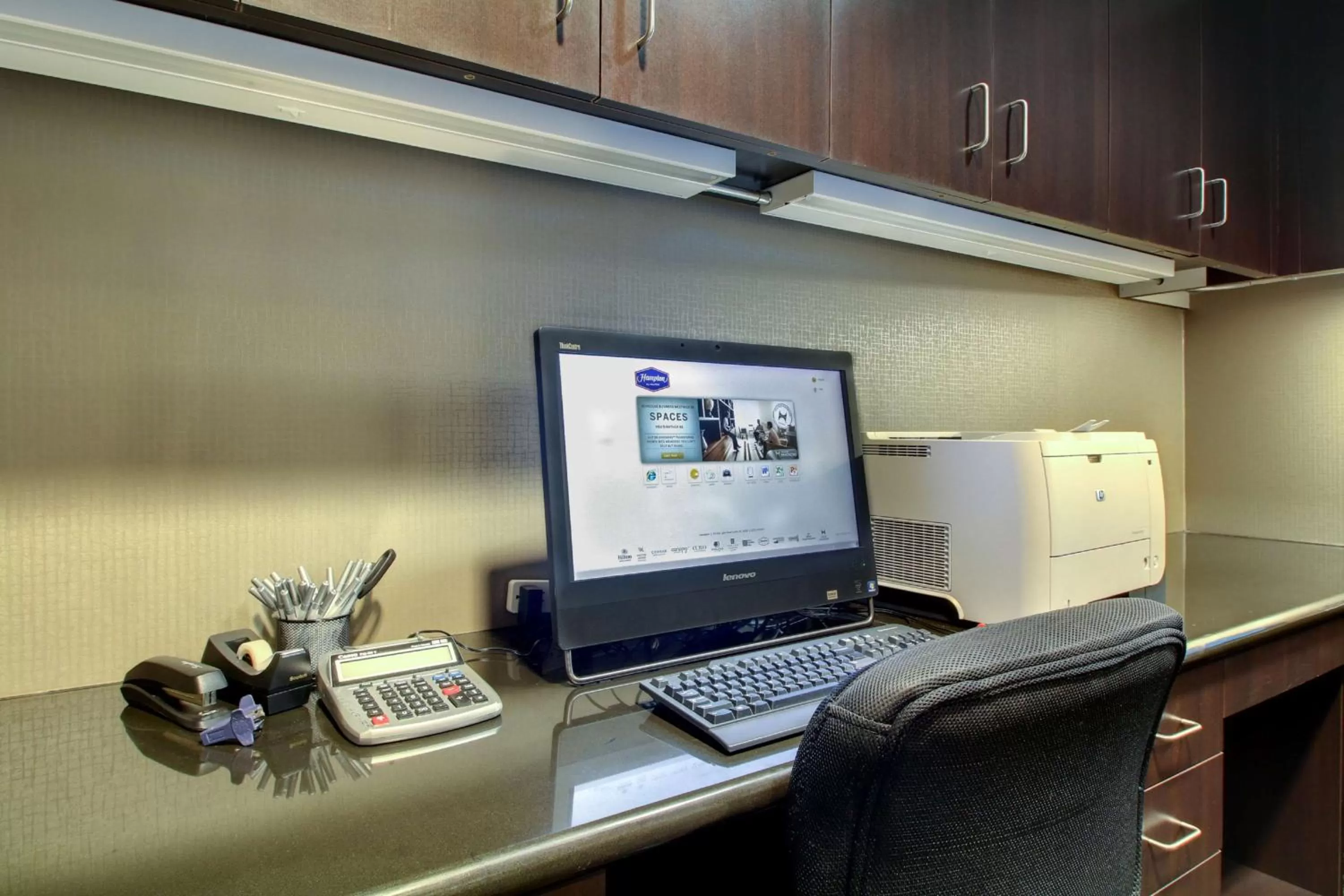 Business facilities in Hampton Inn Birmingham/Leeds