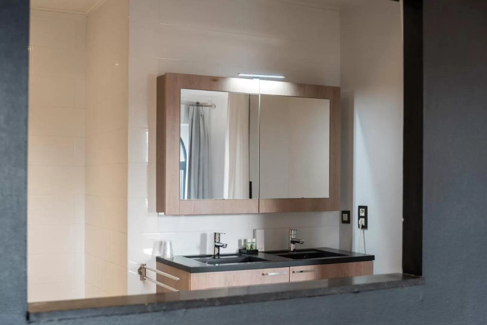 Bathroom in Hôtel de la Gare