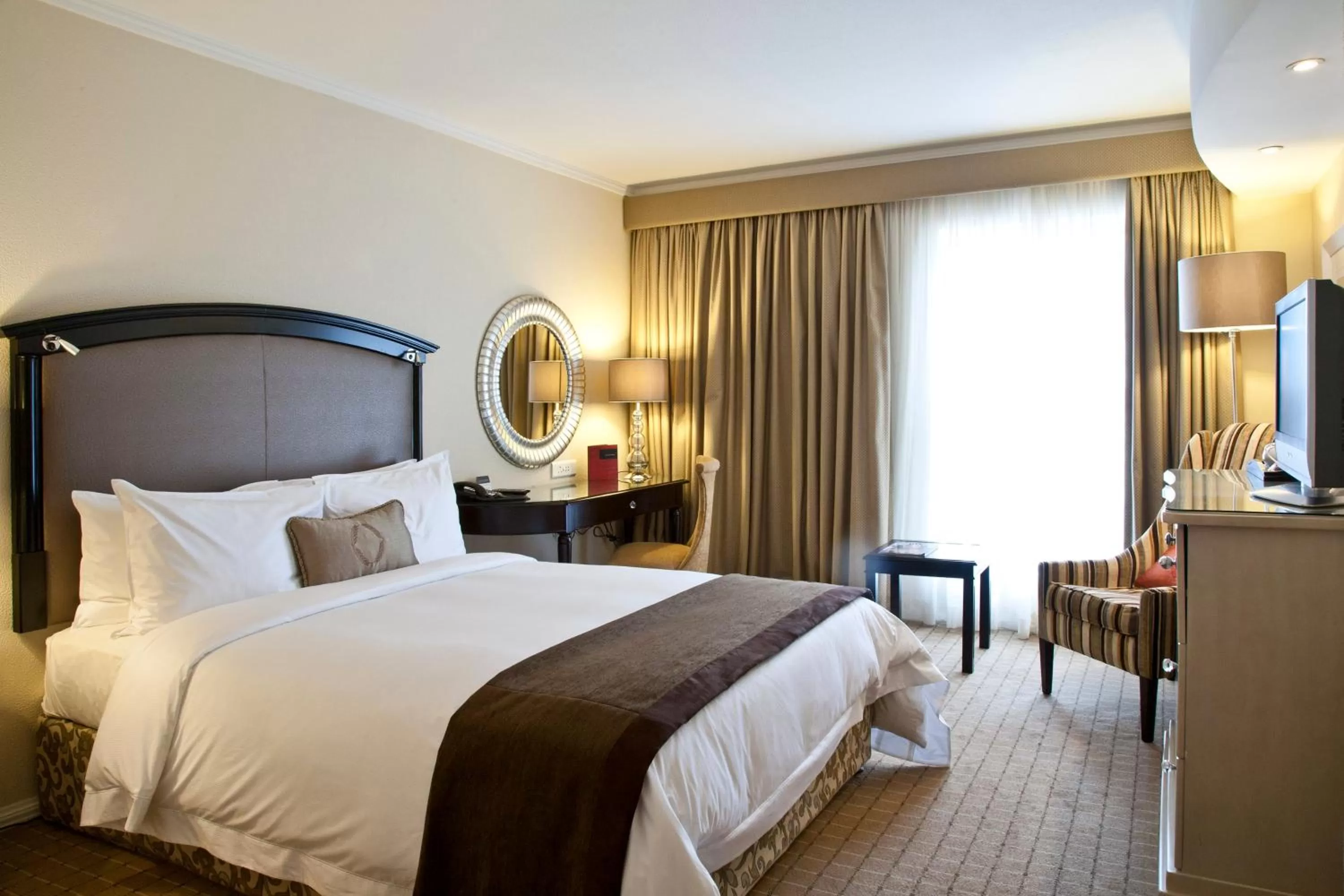 Standard Queen Room - Smoking in Southern Sun The Cullinan