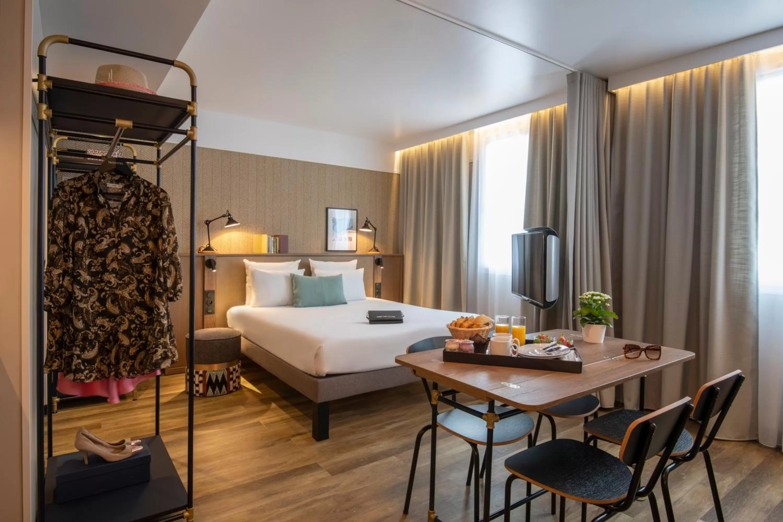 Photo of the whole room, Bed in Novotel Suites Nice Airport