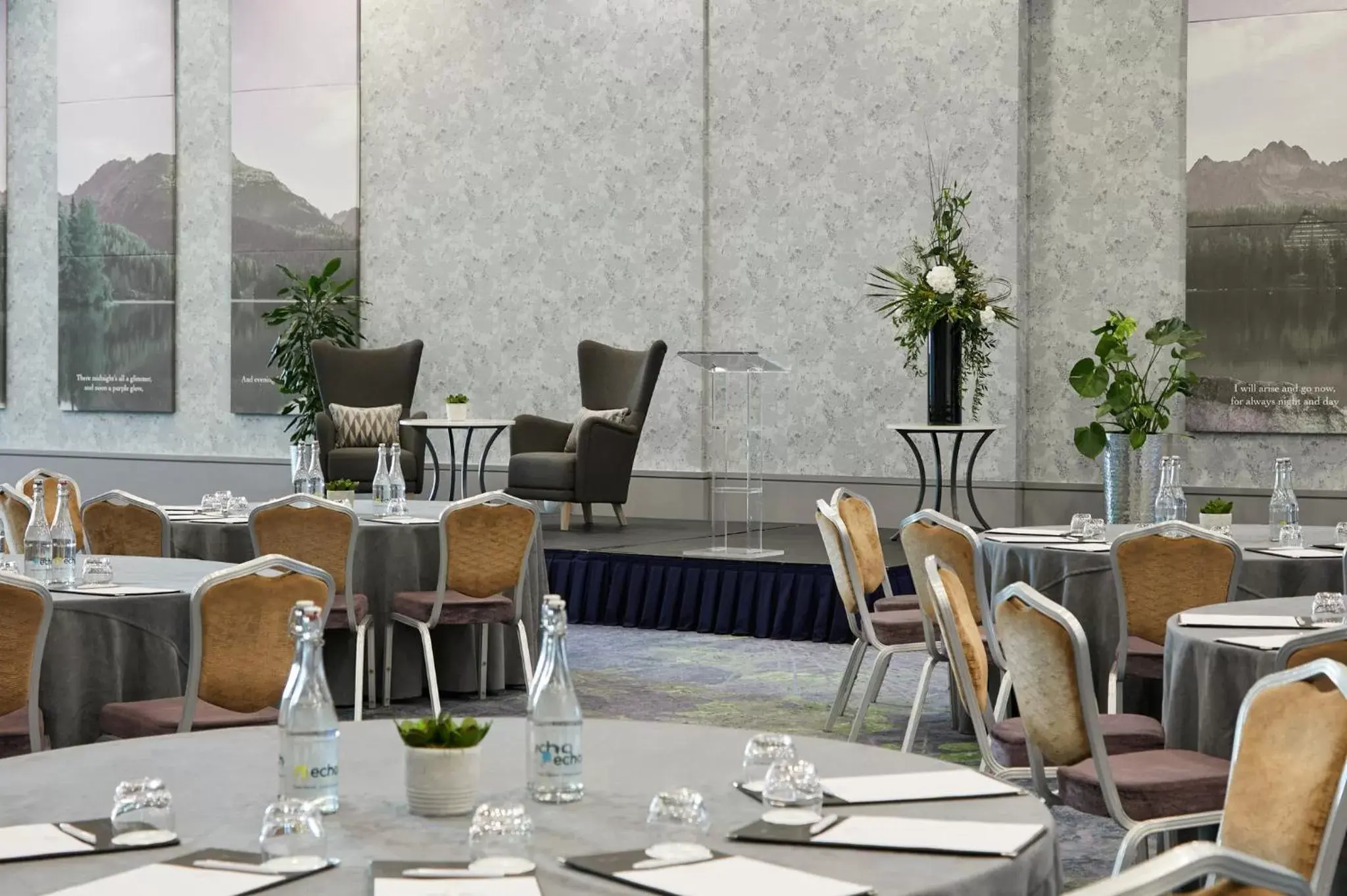 Banquet/Function facilities, Restaurant/Places to Eat in Crowne Plaza Dublin Blanchardstown, an IHG Hotel