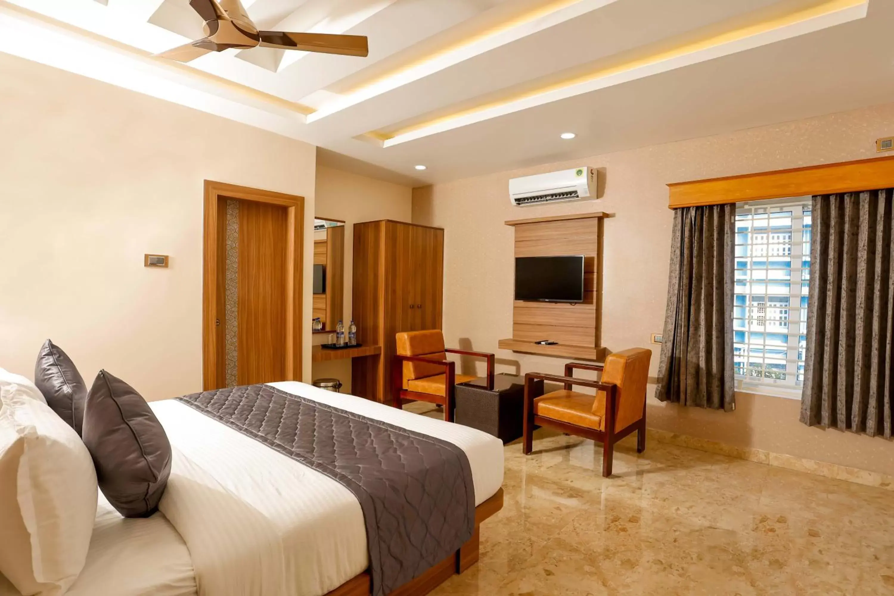 Deluxe Double Room in HOTEL TAIKA Deluxe Double Room in HOTEL TAIKA