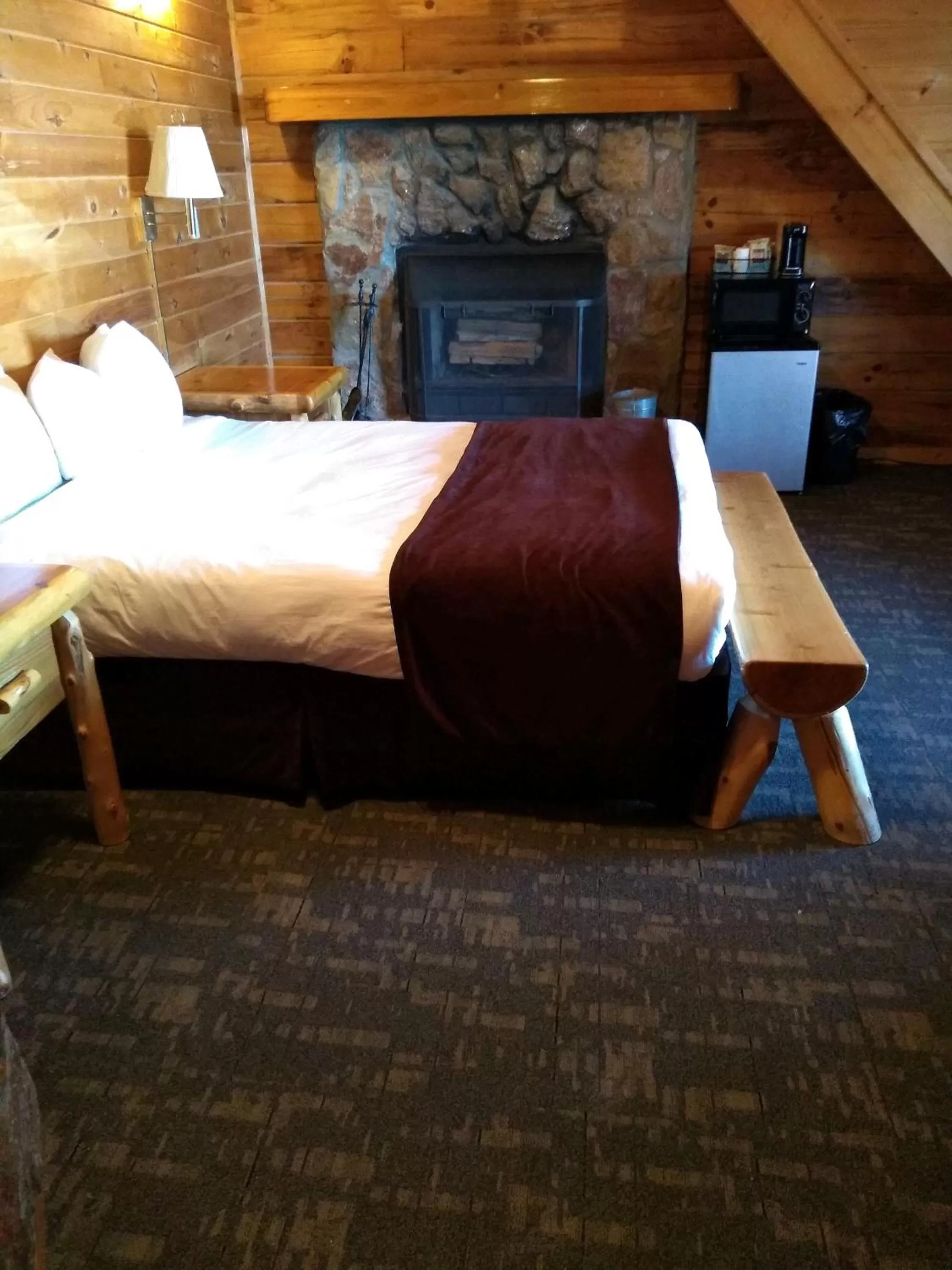 Bedroom, Bed in Mountain Top Inn and Resort