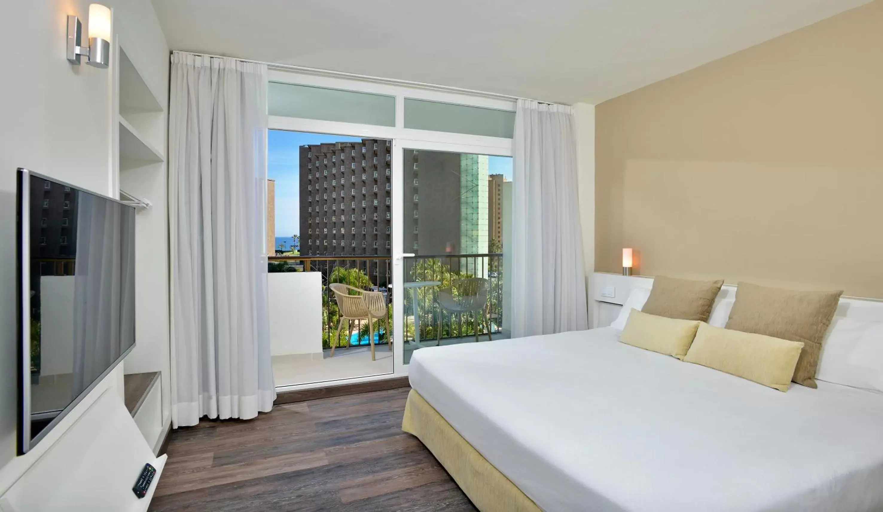 Xtra Sol Junior Suite in Sol Principe