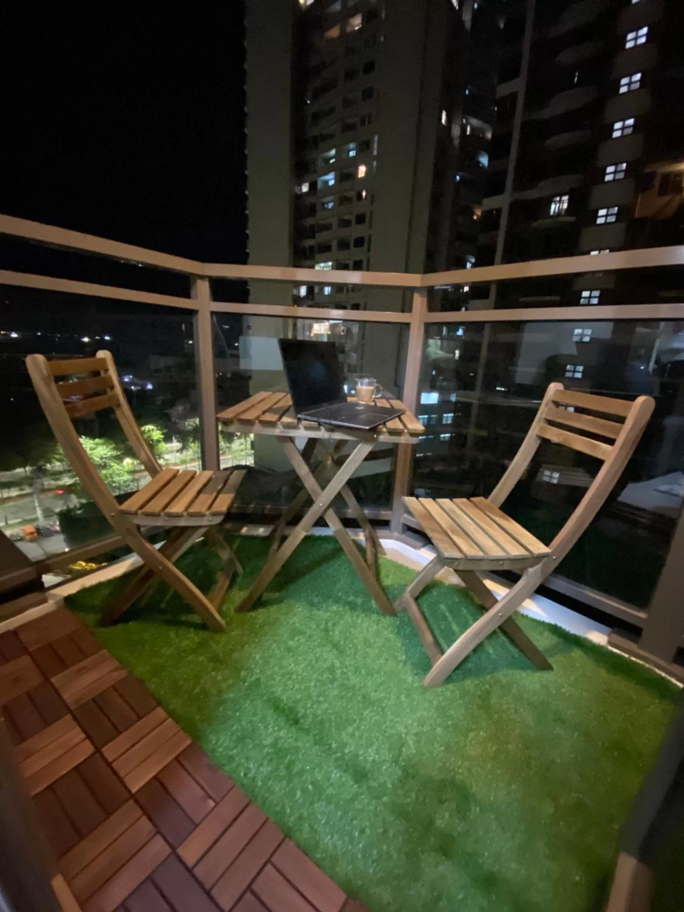 Le 10 The Radiance Manila Bay
