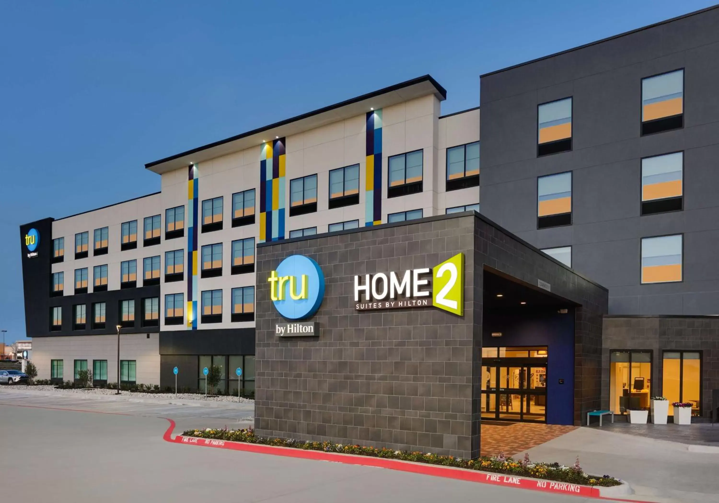 Property building in Tru By Hilton Euless Dfw West, Tx Property building in Tru By Hilton Euless Dfw West, Tx