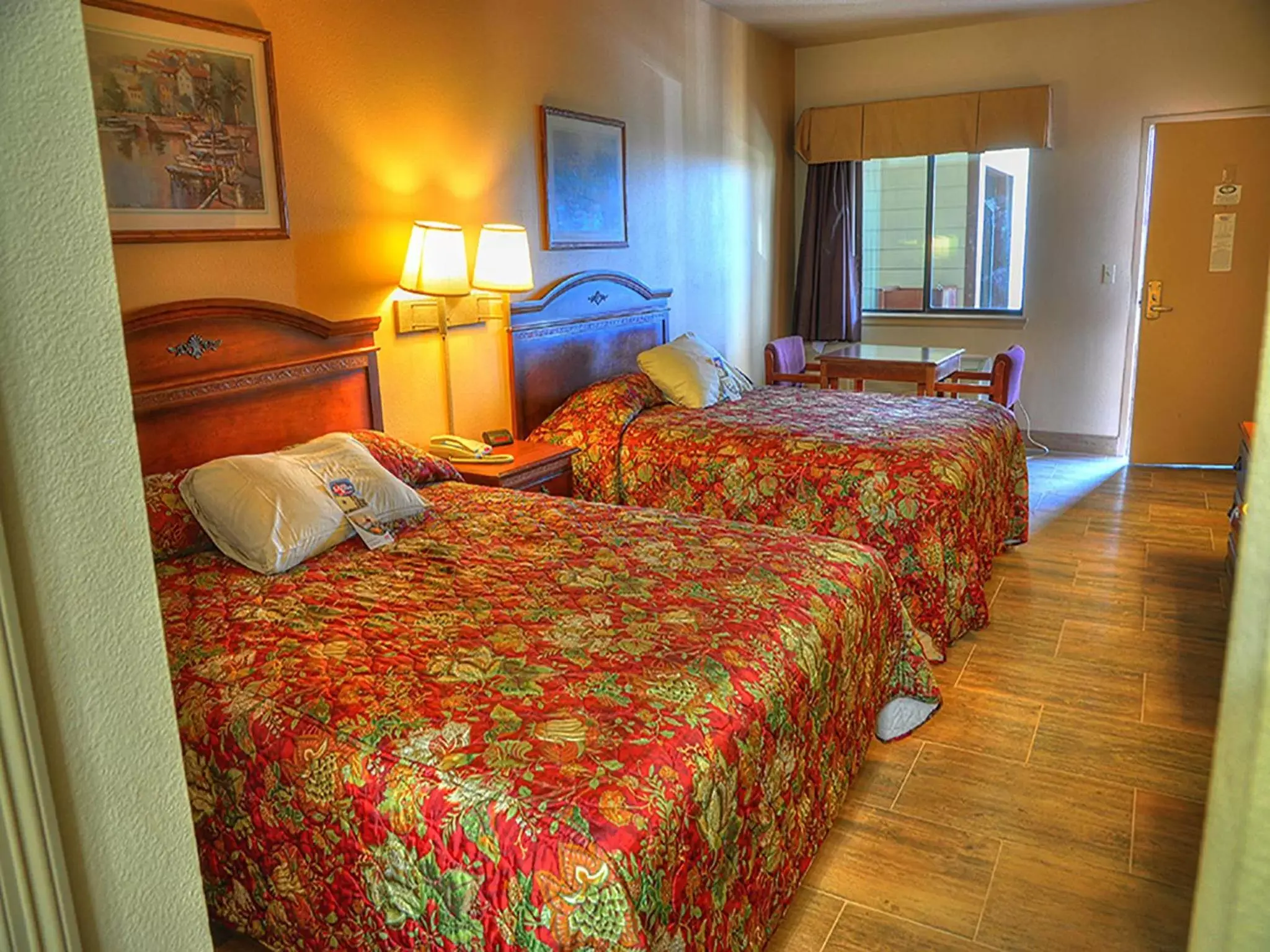 Queen Room with Two Queen Beds - Non-Smoking in Lone Star Inn and Suites Victoria