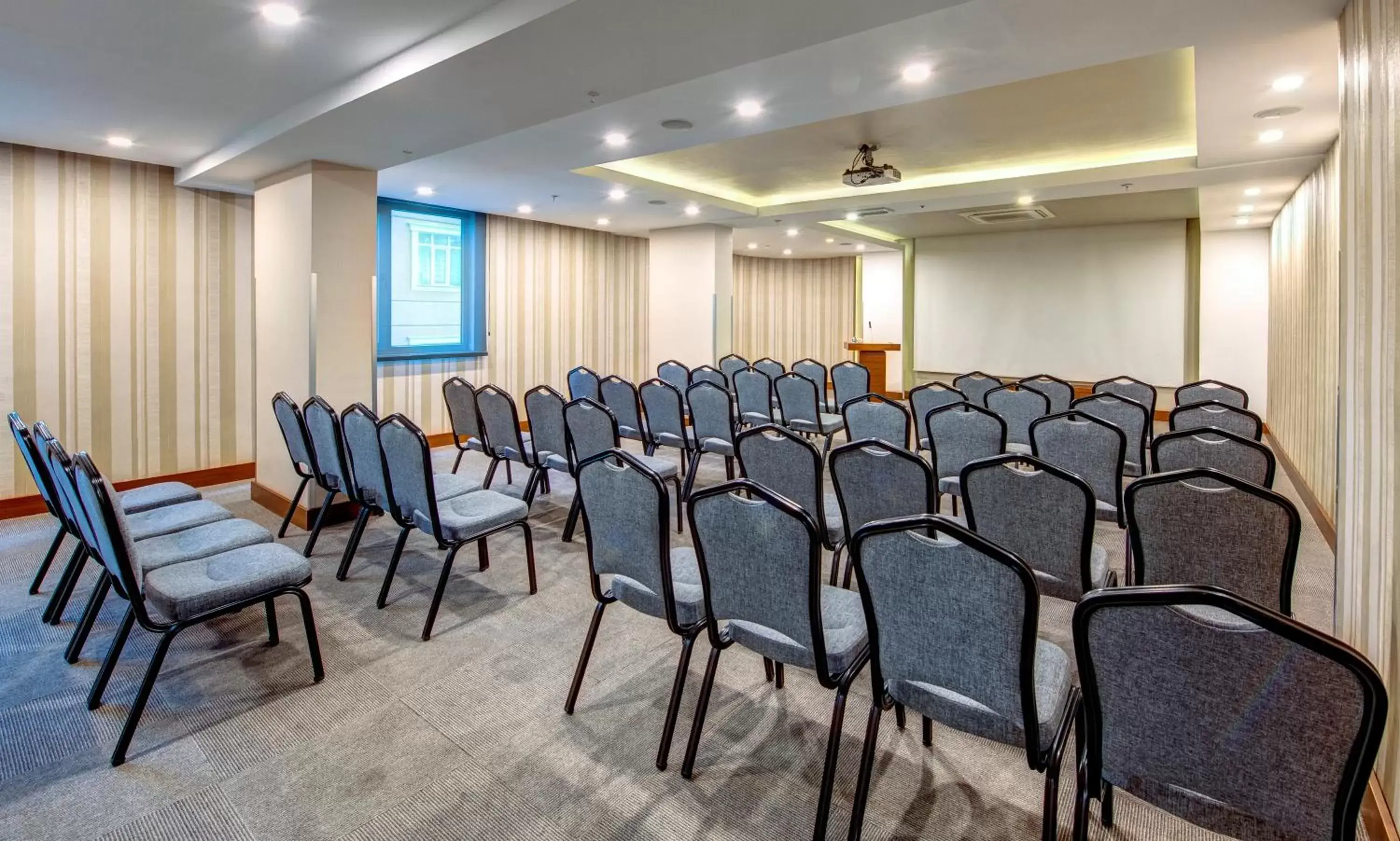 Meeting/conference room in Bera Konya Hotel