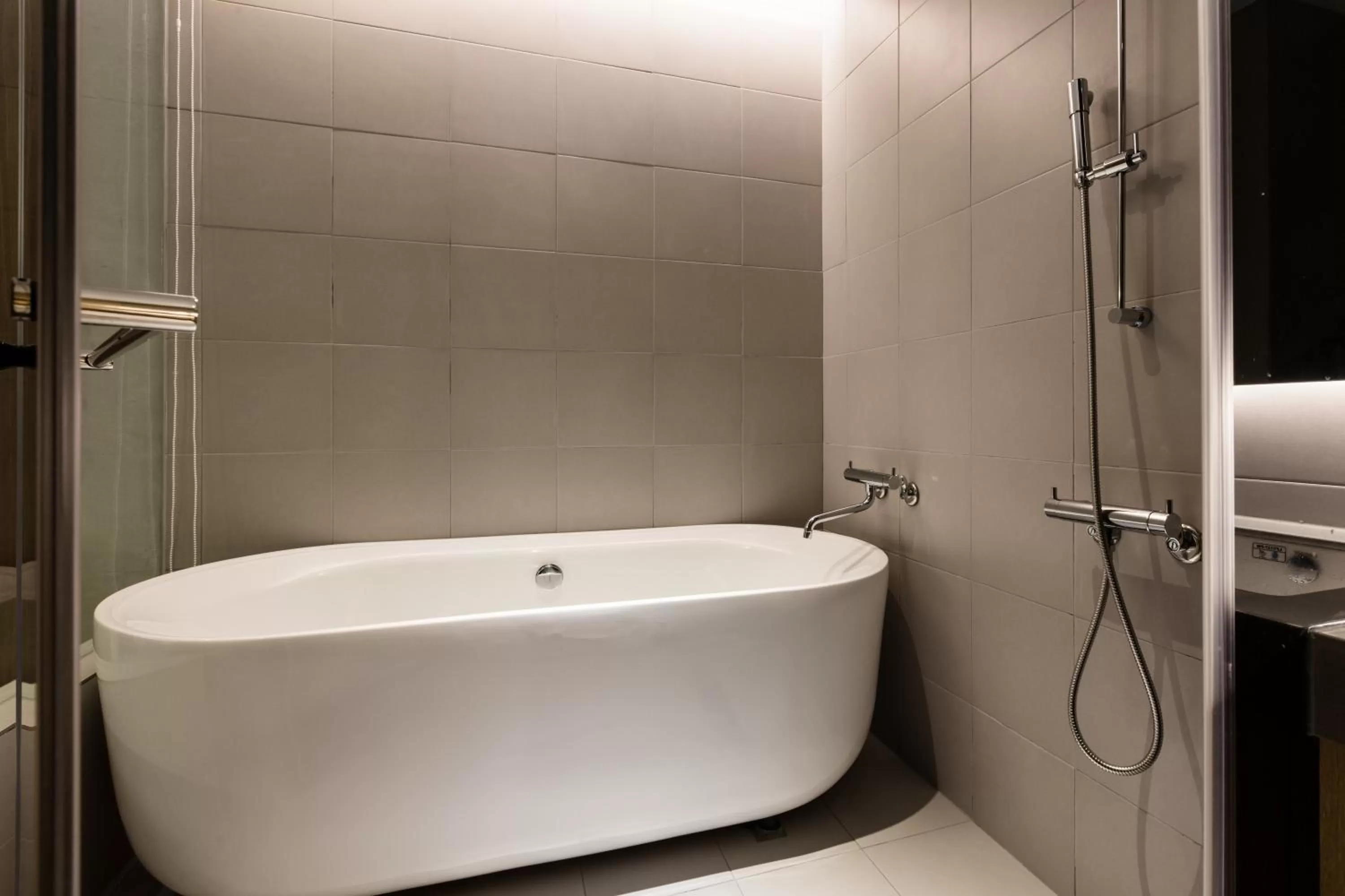 Bathroom in Green Hotel