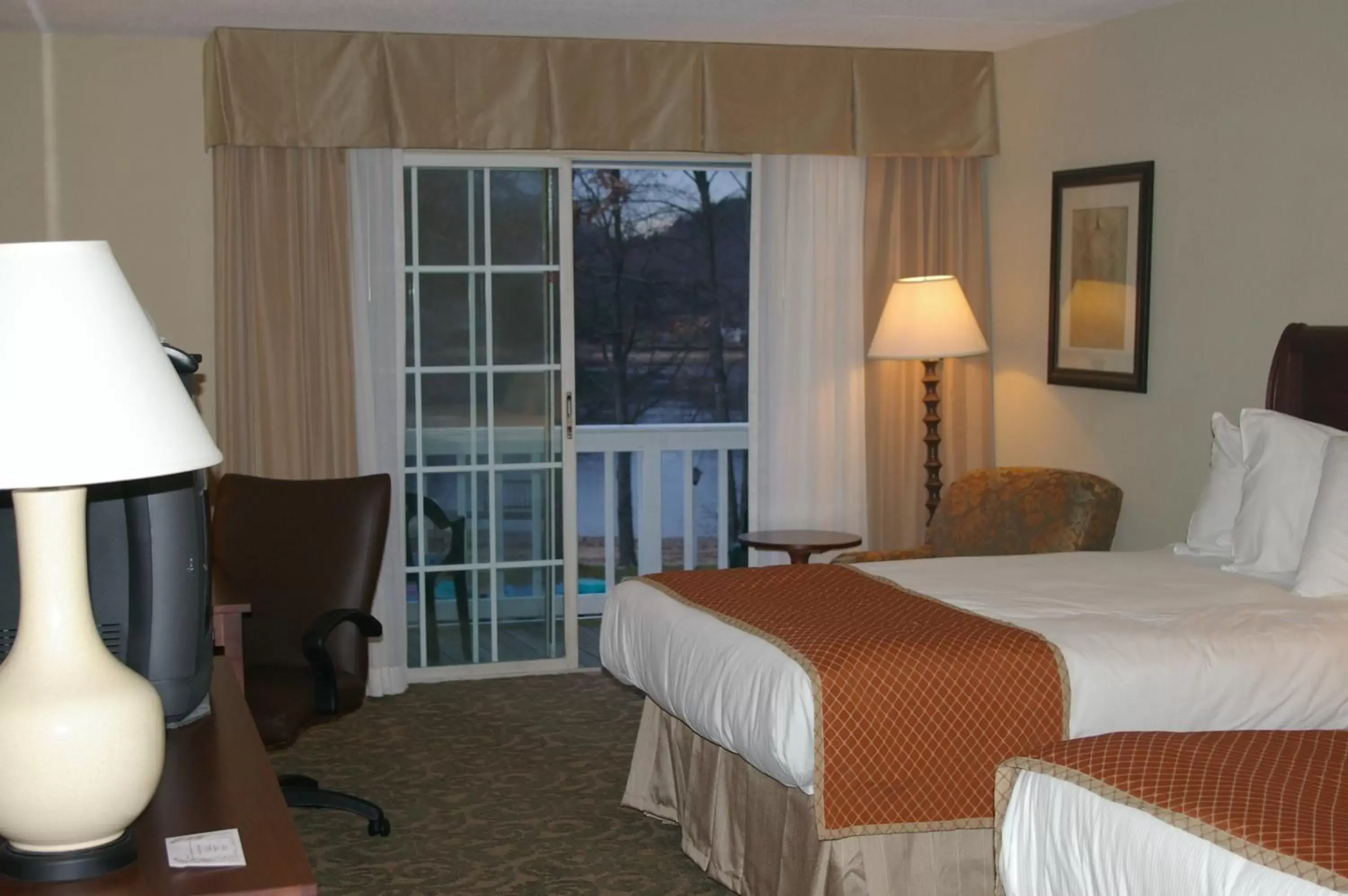 Bed in Sturbridge Host Hotel And Conference Center