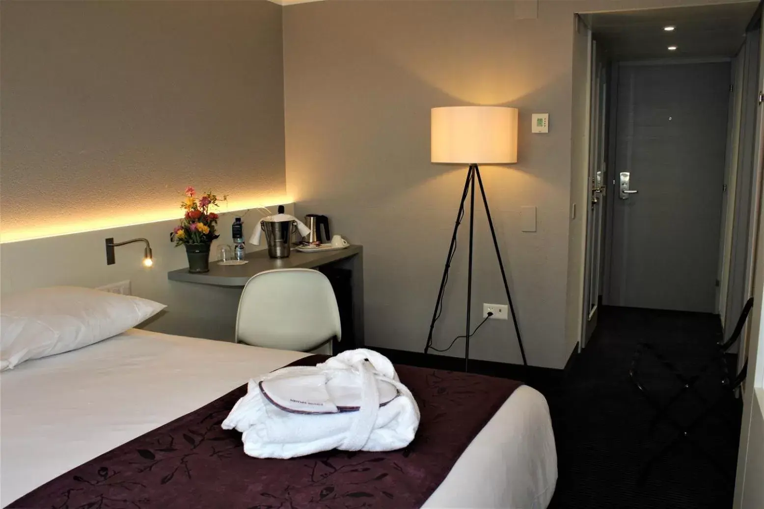 Bed in Mercure Biel