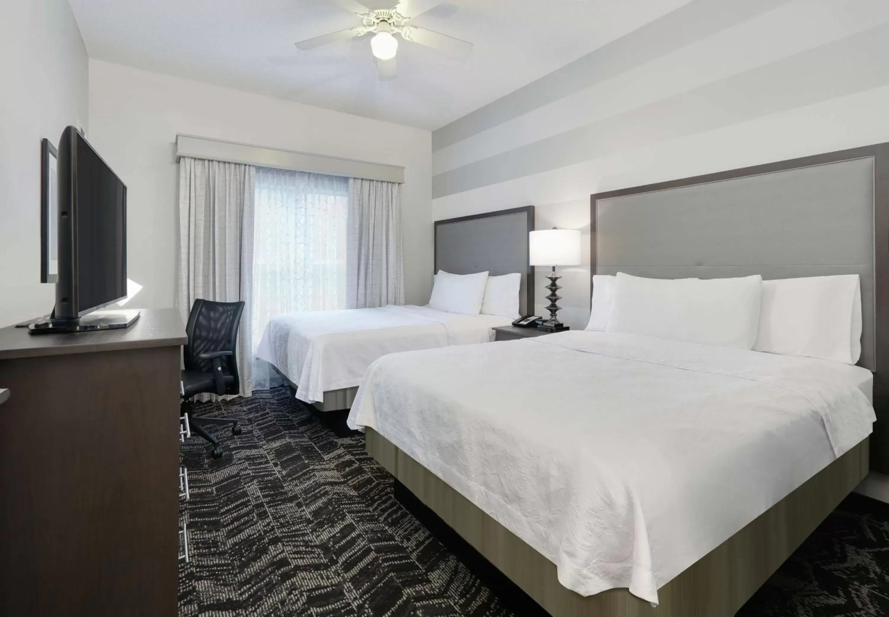 Bedroom, Bed in Homewood Suites by Hilton Saint Louis-Chesterfield